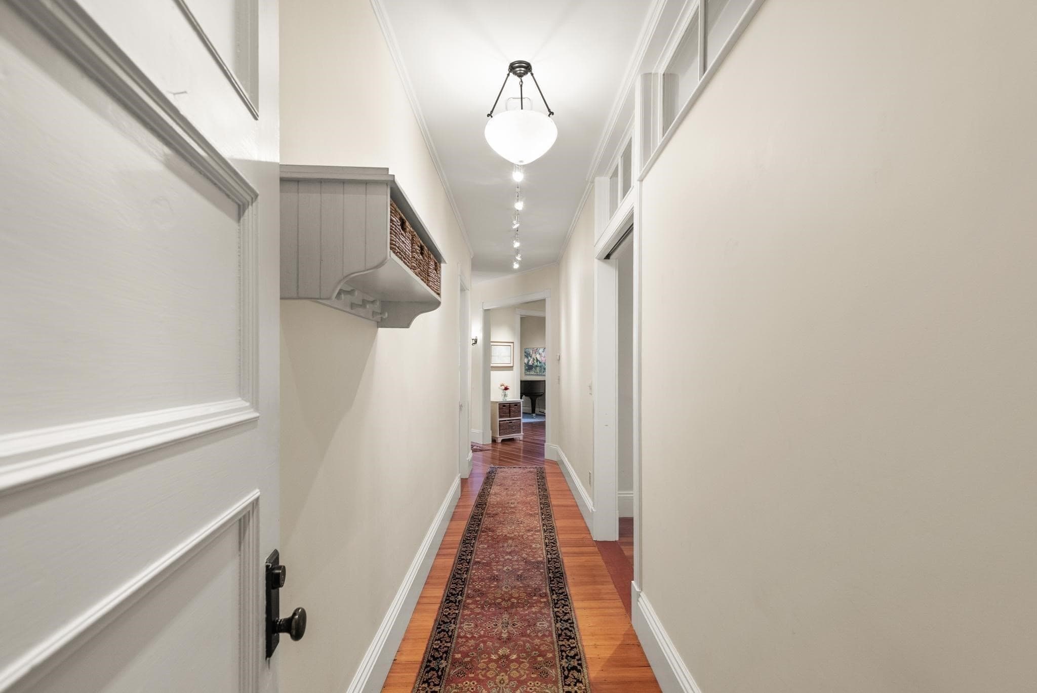 Condominium at 158 Hesperus Ave # 2L, Gloucester MA 01930, Gloucester, photo 6 of 39