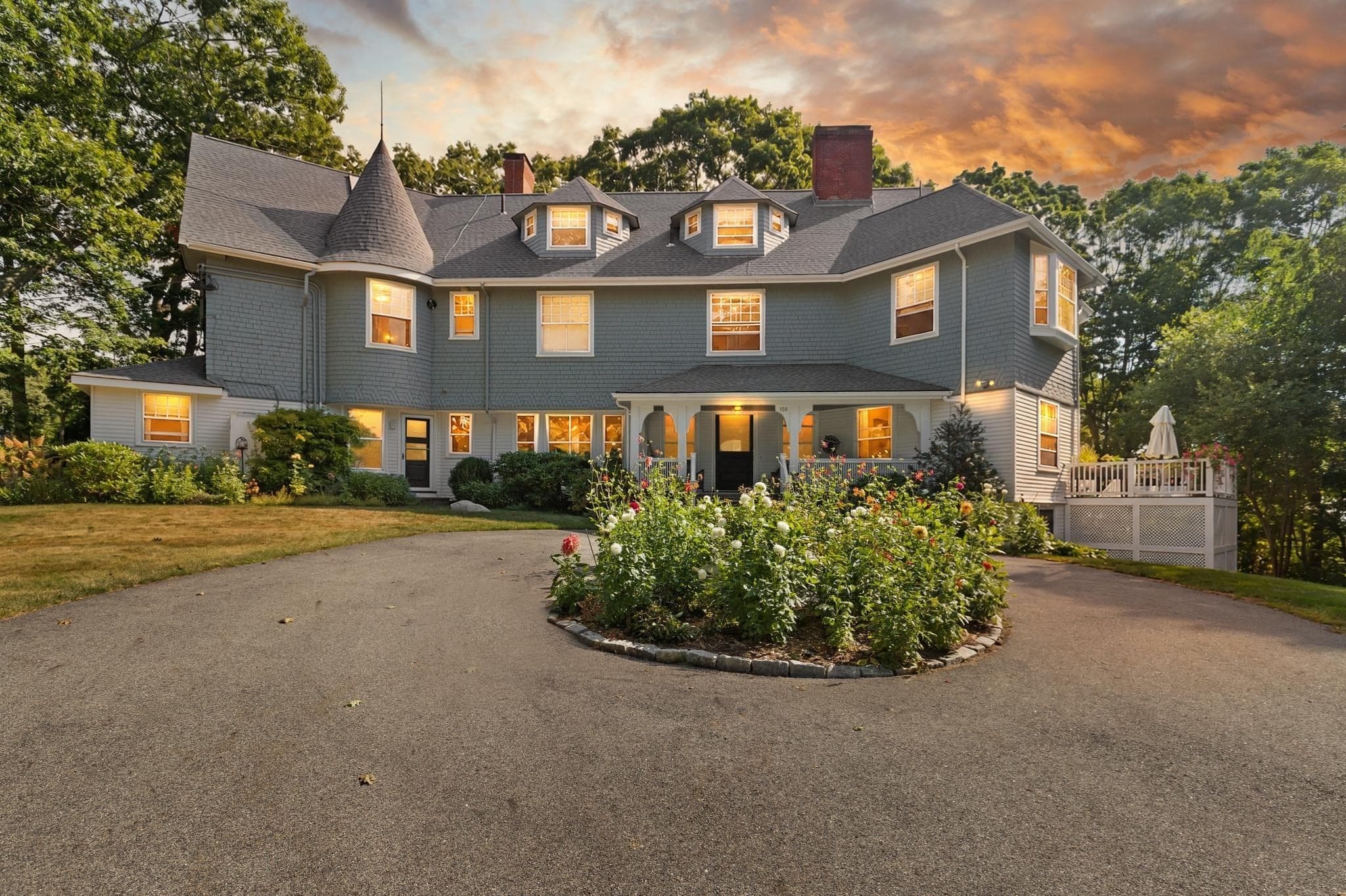 Condominium at 158 Hesperus Ave # 2L, Gloucester MA 01930, Gloucester, photo 36 of 39