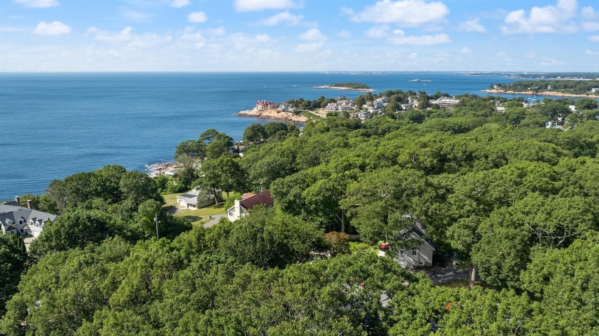 Condominium at 158 Hesperus Ave # 2L, Gloucester MA 01930, Gloucester, photo 34 of 39