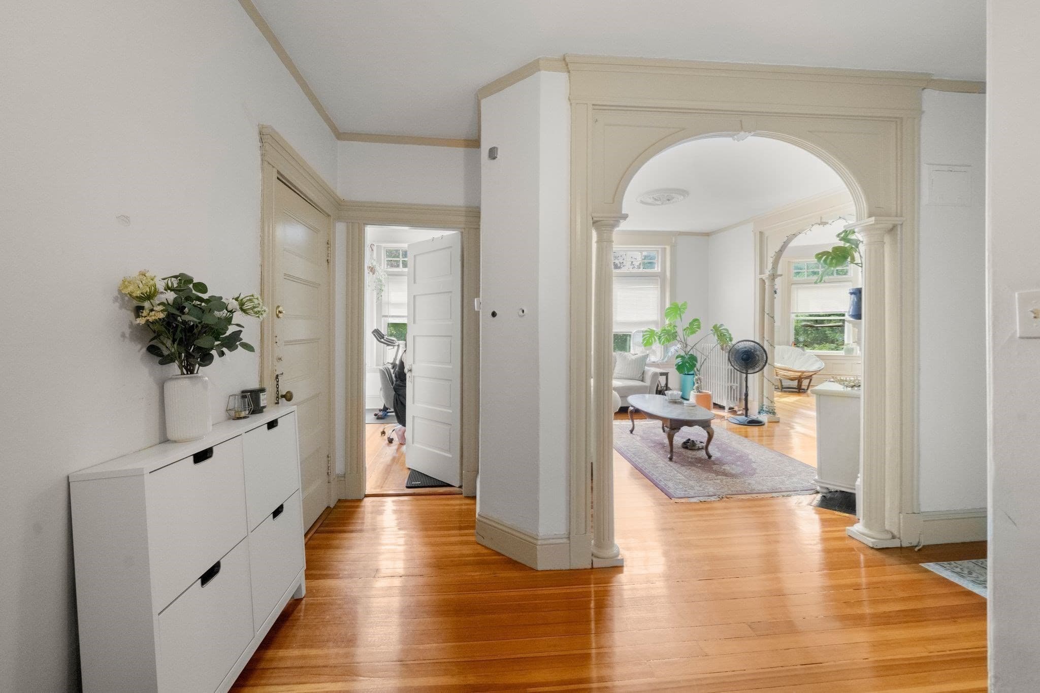3 Family at 3 Strathmore Rd, Brookline MA 02445, Brookline, photo 5 of 23