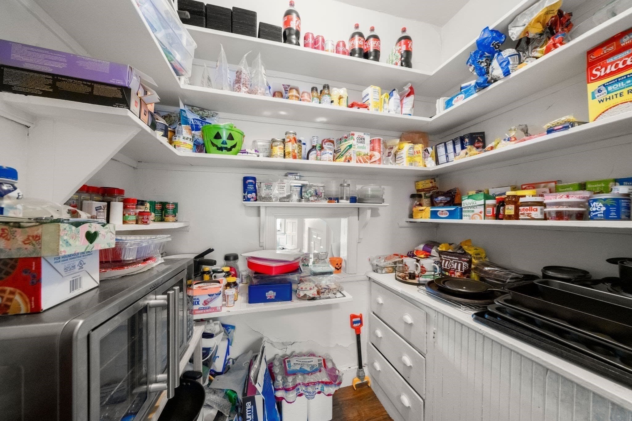 3 Family at 3 Strathmore Rd, Brookline MA 02445, Brookline, photo 8 of 23