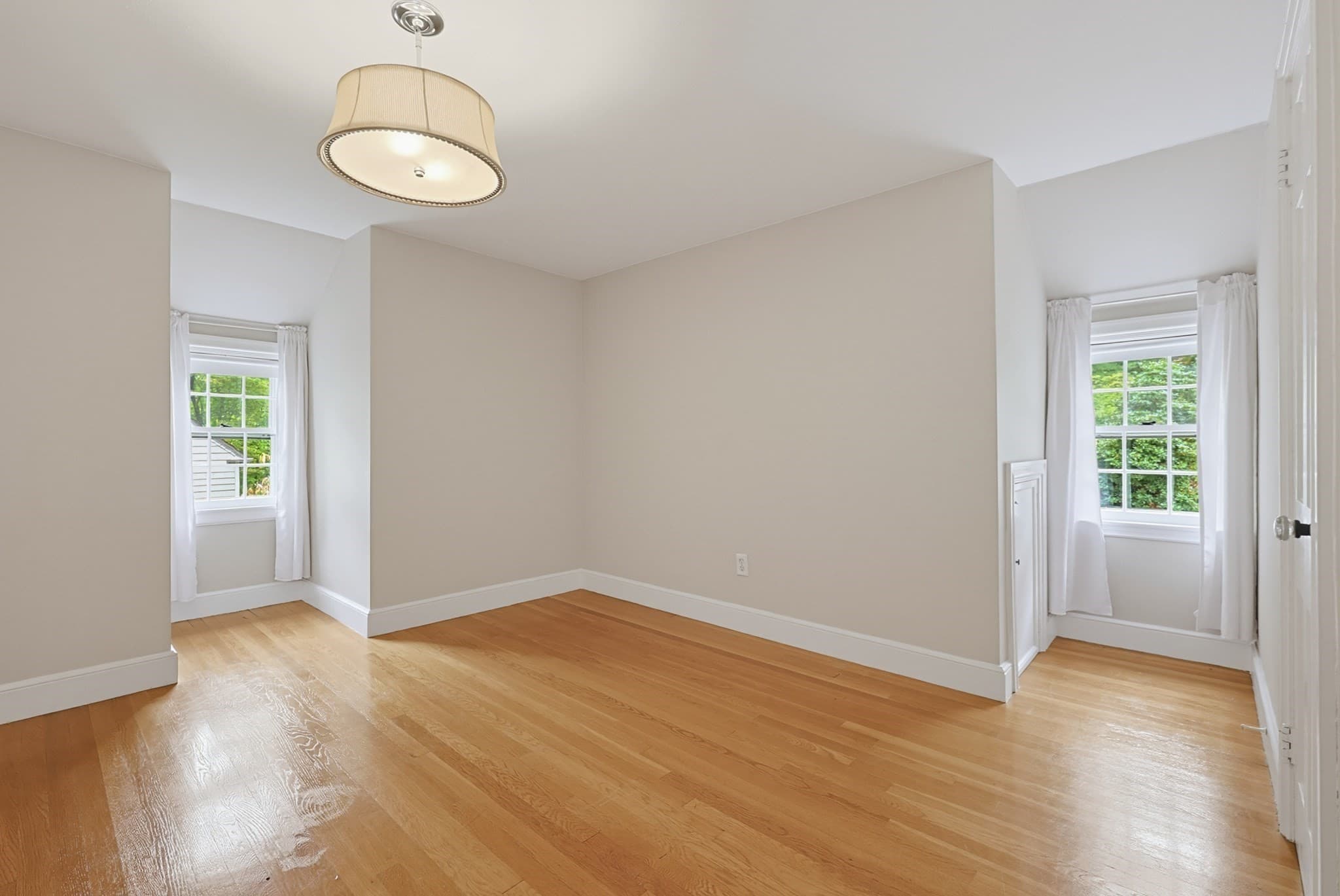 Single Family Residence at 28 Drury Ln, Worcester MA 01609, Worcester, photo 30 of 41