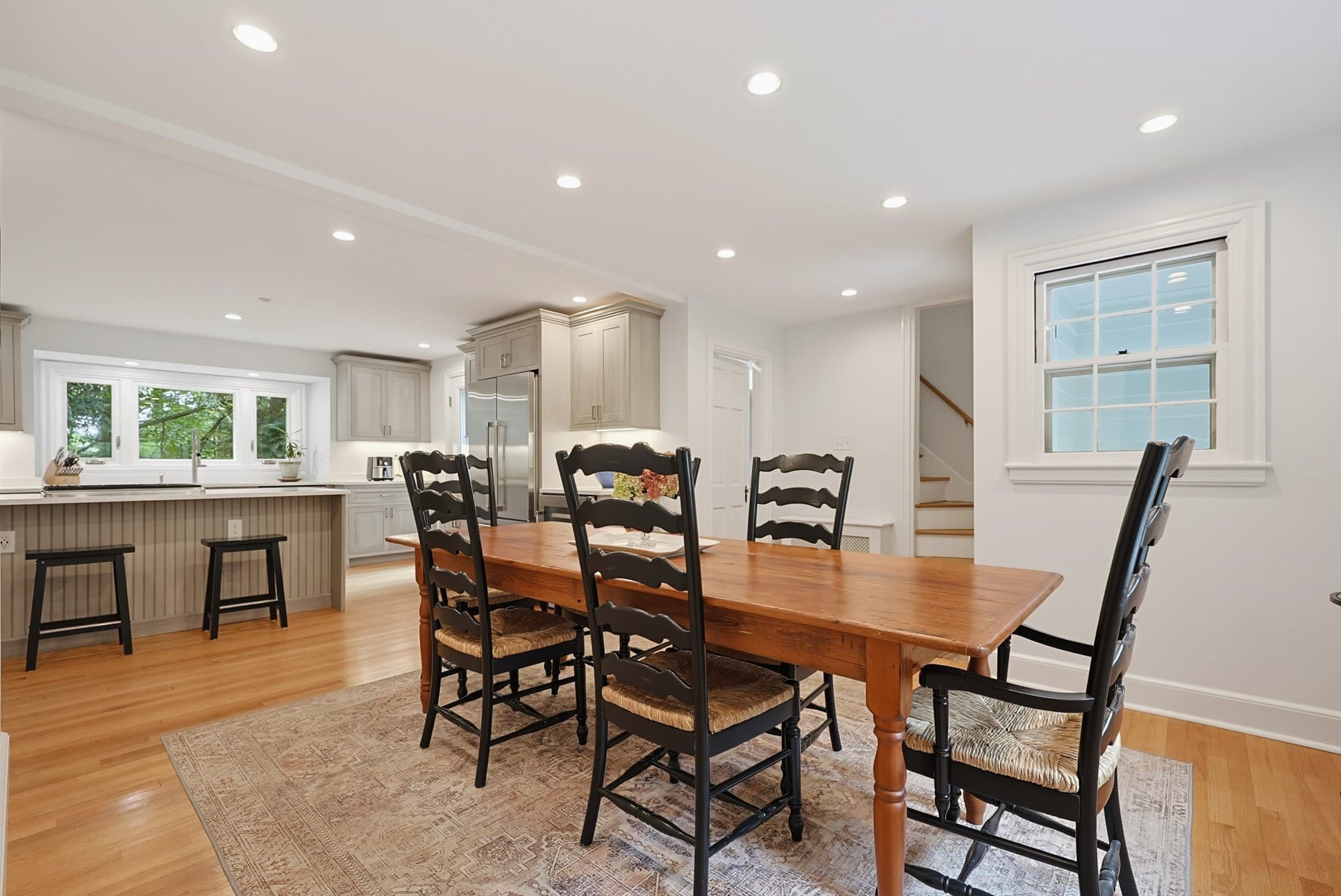 Single Family Residence at 28 Drury Ln, Worcester MA 01609, Worcester, photo 10 of 41