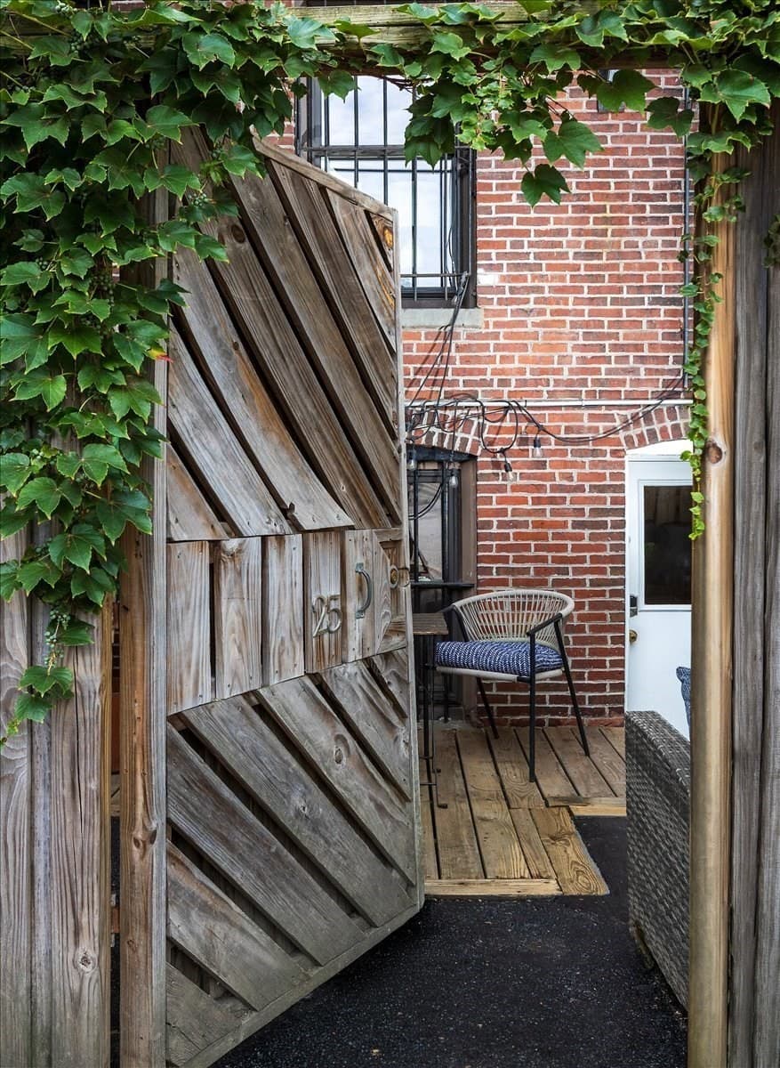Condominium at 25 Dartmouth St # 1, Boston MA 02116, photo 14 of 15