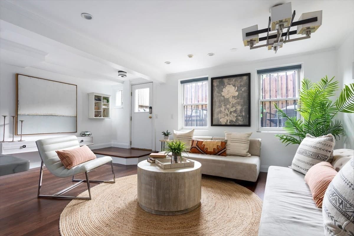 Condominium at 25 Dartmouth St # 1, Boston MA 02116, photo 4 of 15