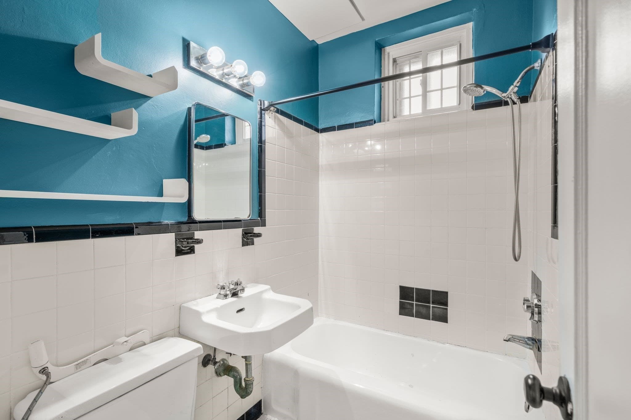 Condominium at 33 Lennon Ct # 43, Boston MA 02127, Boston, photo 9 of 18