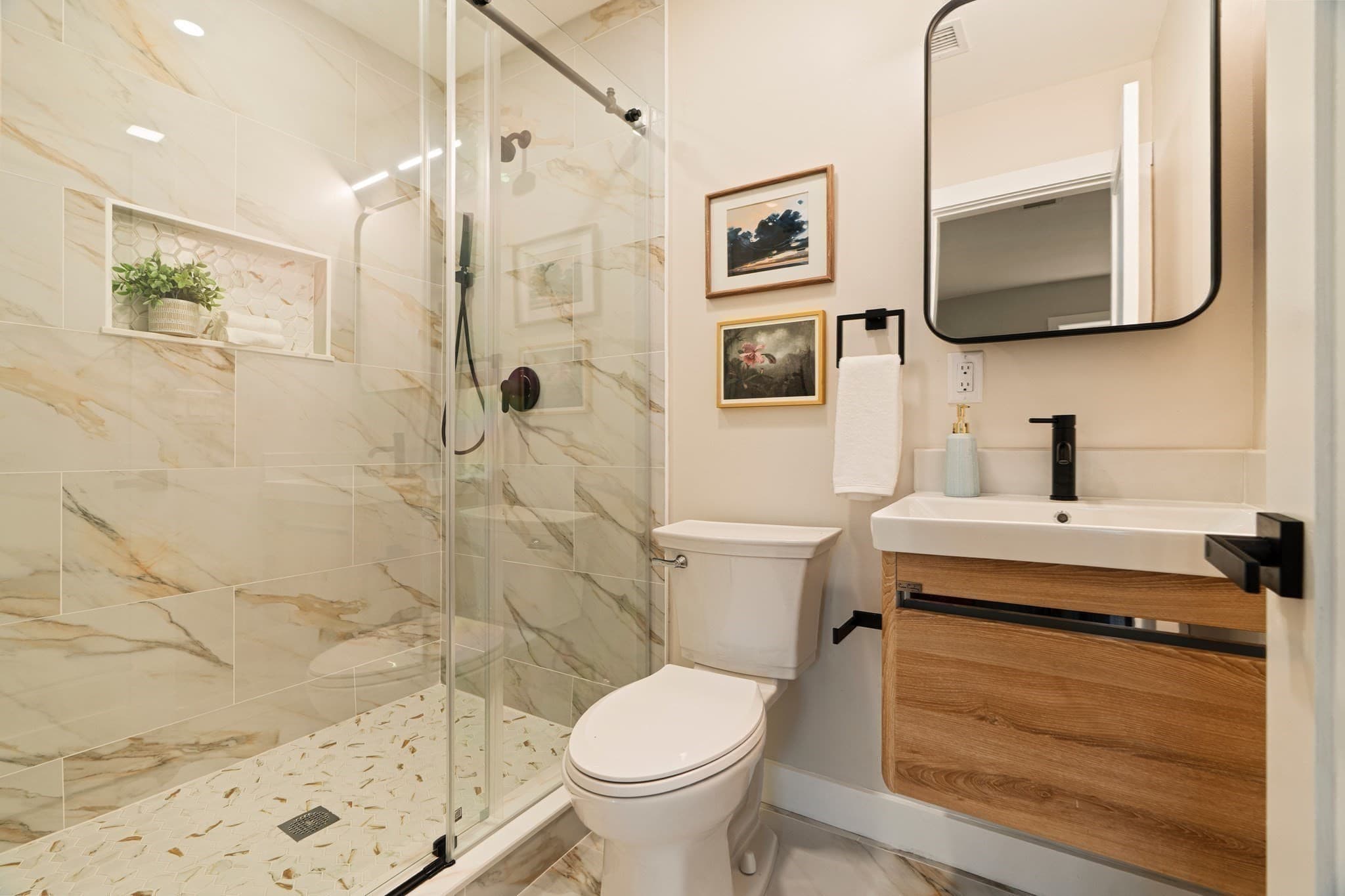 Condominium at 16-18 Yale Terrace # 2, Boston MA 02130, photo 20 of 42