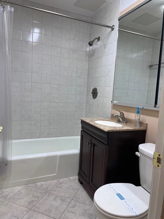 Condominium at 70 Shrewsbury Green # C, Shrewsbury MA 01545, Shrewsbury, photo 14 of 23