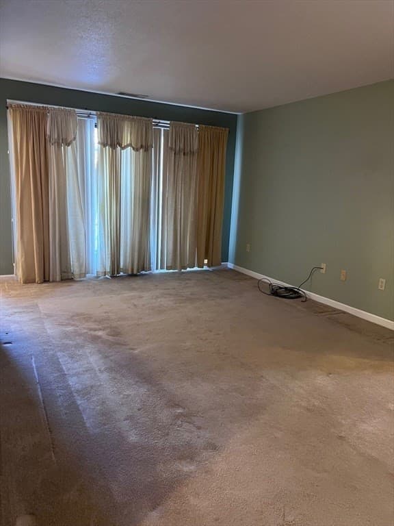 Condominium at 70 Shrewsbury Green # C, Shrewsbury MA 01545, Shrewsbury, photo 18 of 23