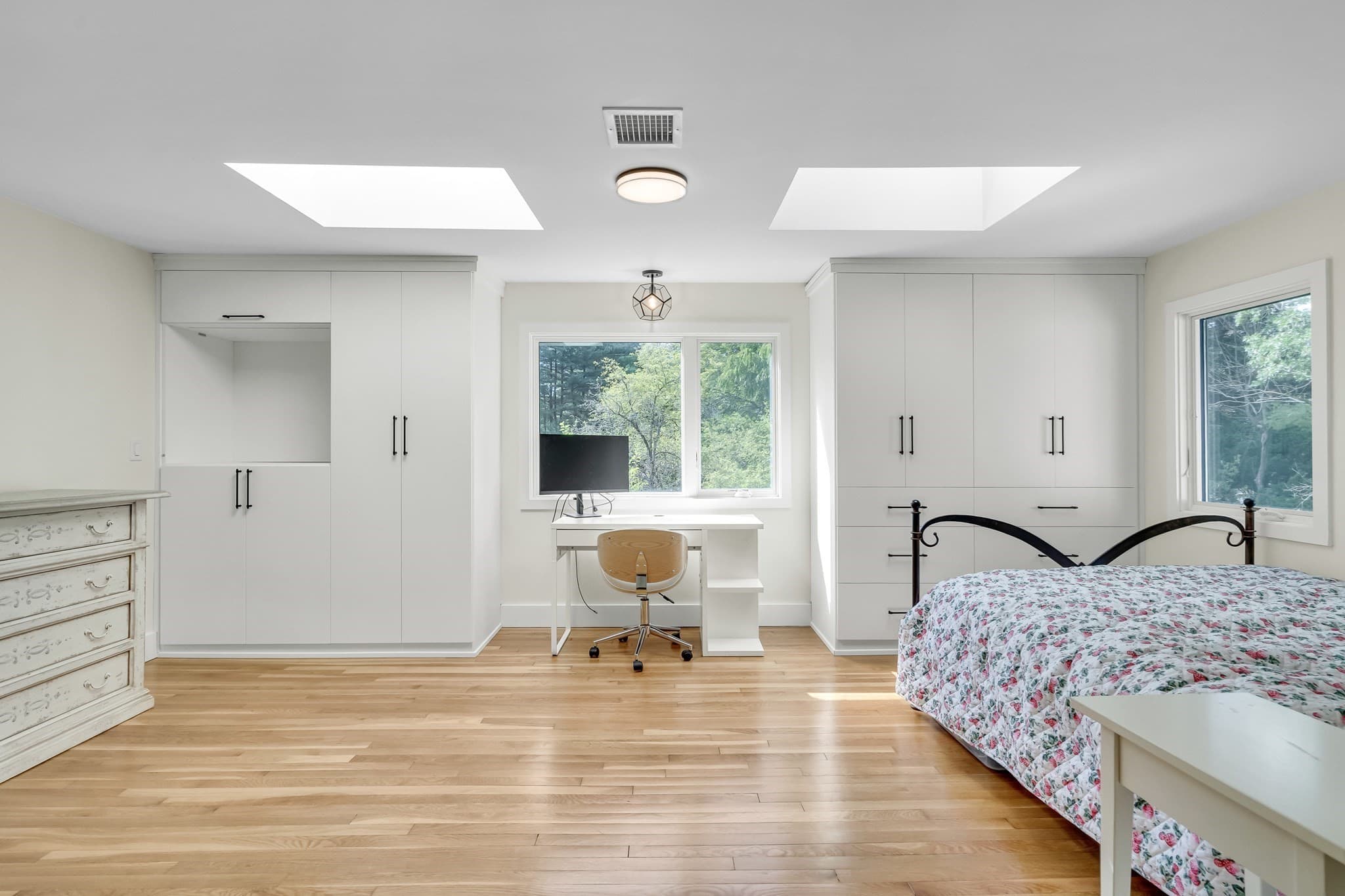 Single Family Residence at 1 Maureen Rd, Lexington MA 02420, Lexington, photo 16 of 39