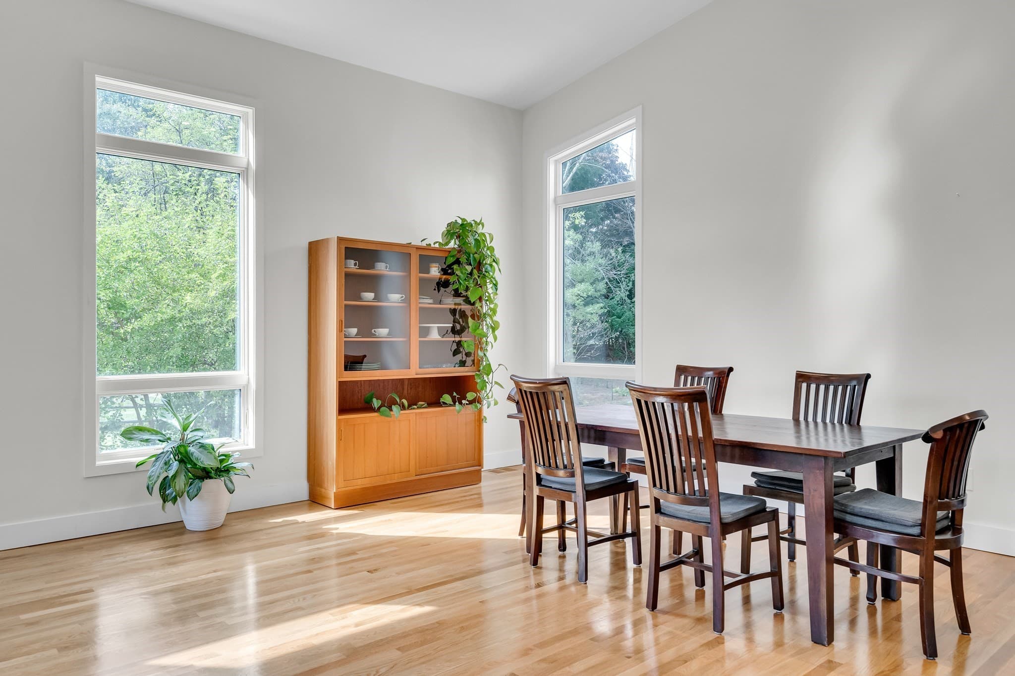 Single Family Residence at 1 Maureen Rd, Lexington MA 02420, Lexington, photo 7 of 39