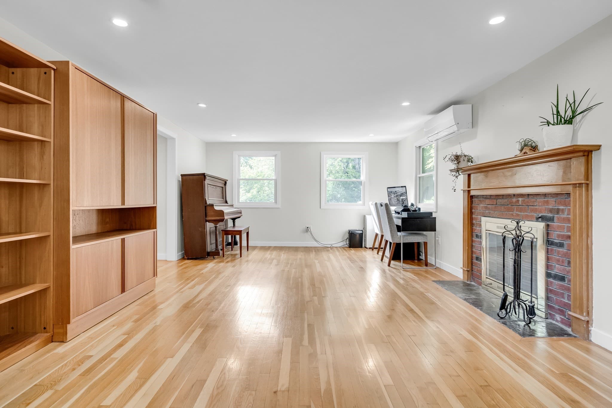 Single Family Residence at 1 Maureen Rd, Lexington MA 02420, Lexington, photo 25 of 39