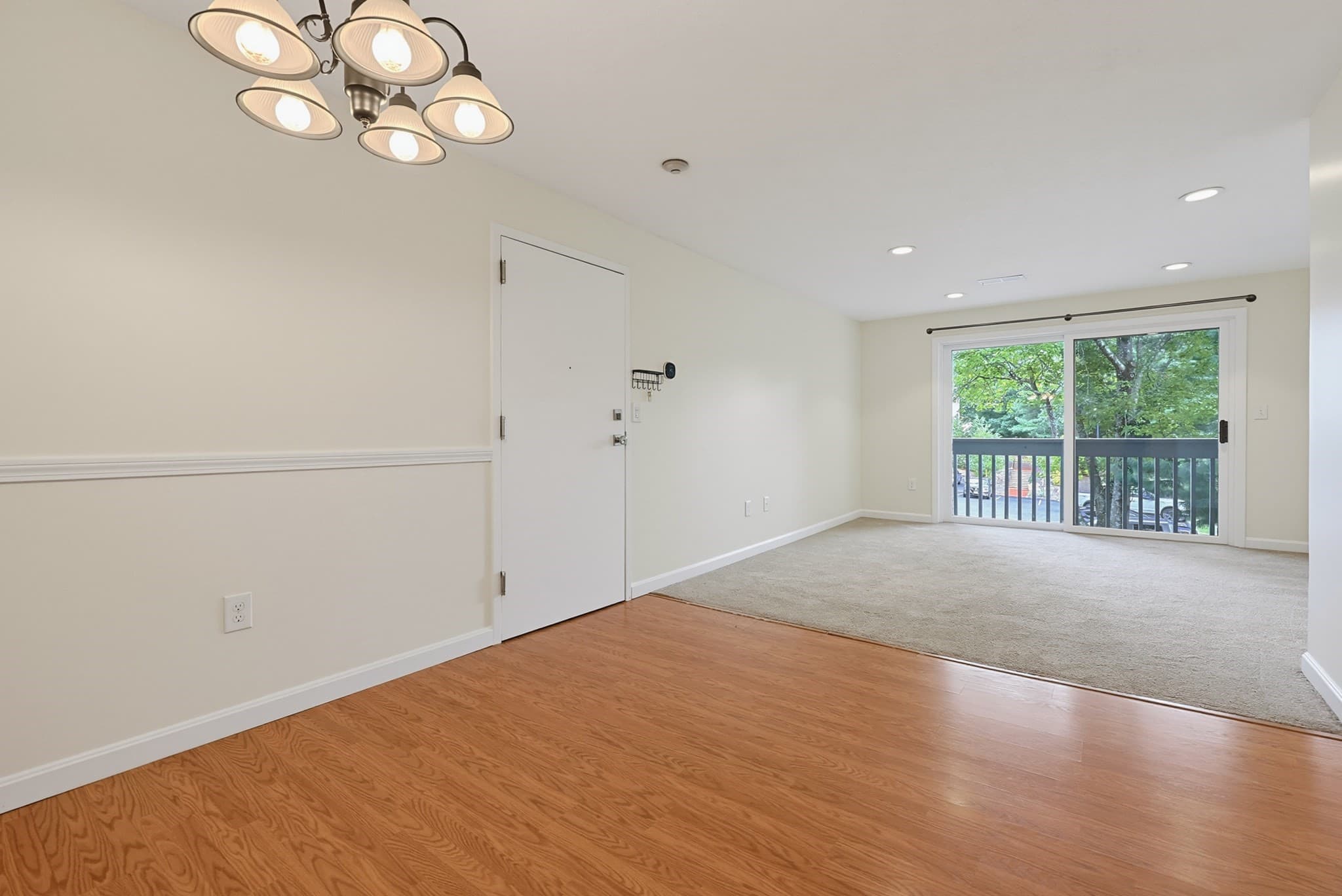 Condominium at 805 Franklin Crossing Road # 5, Franklin MA 02038, Franklin, photo 5 of 31