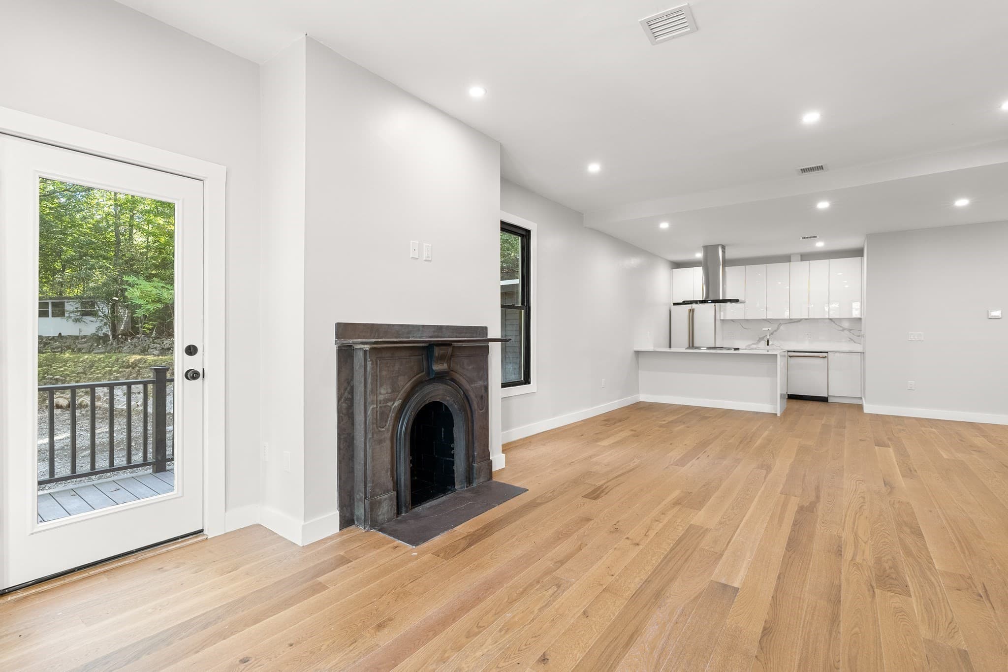 Condominium at 16-18 Yale Terrace # 1, Boston MA 02130, photo 3 of 40