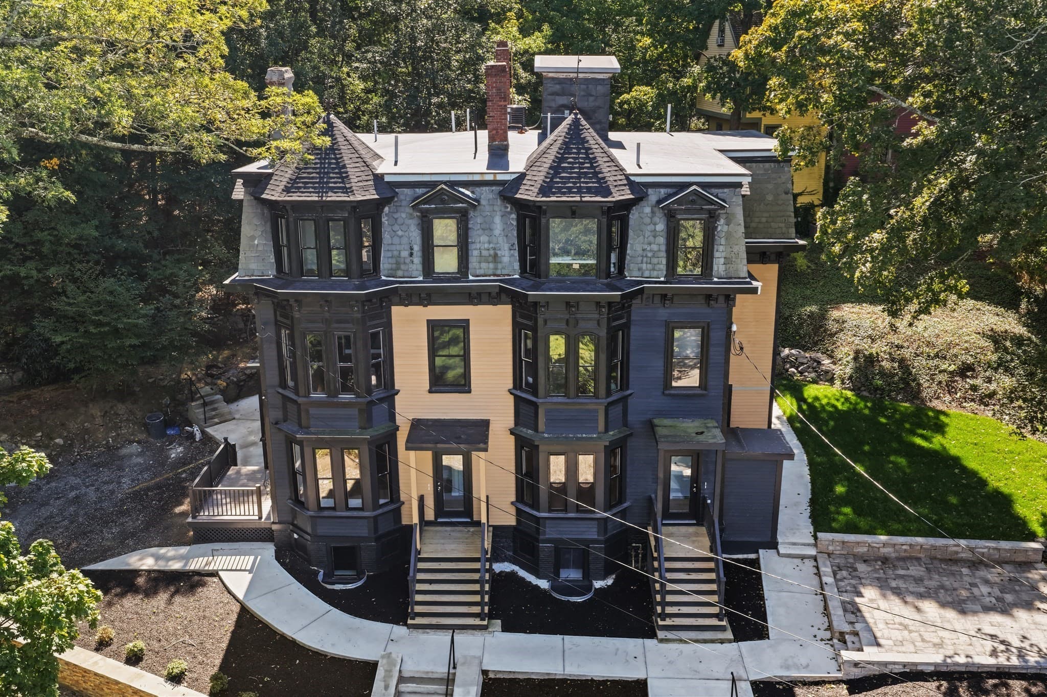 16-18 Yale Terrace # 1, Boston MA 02130