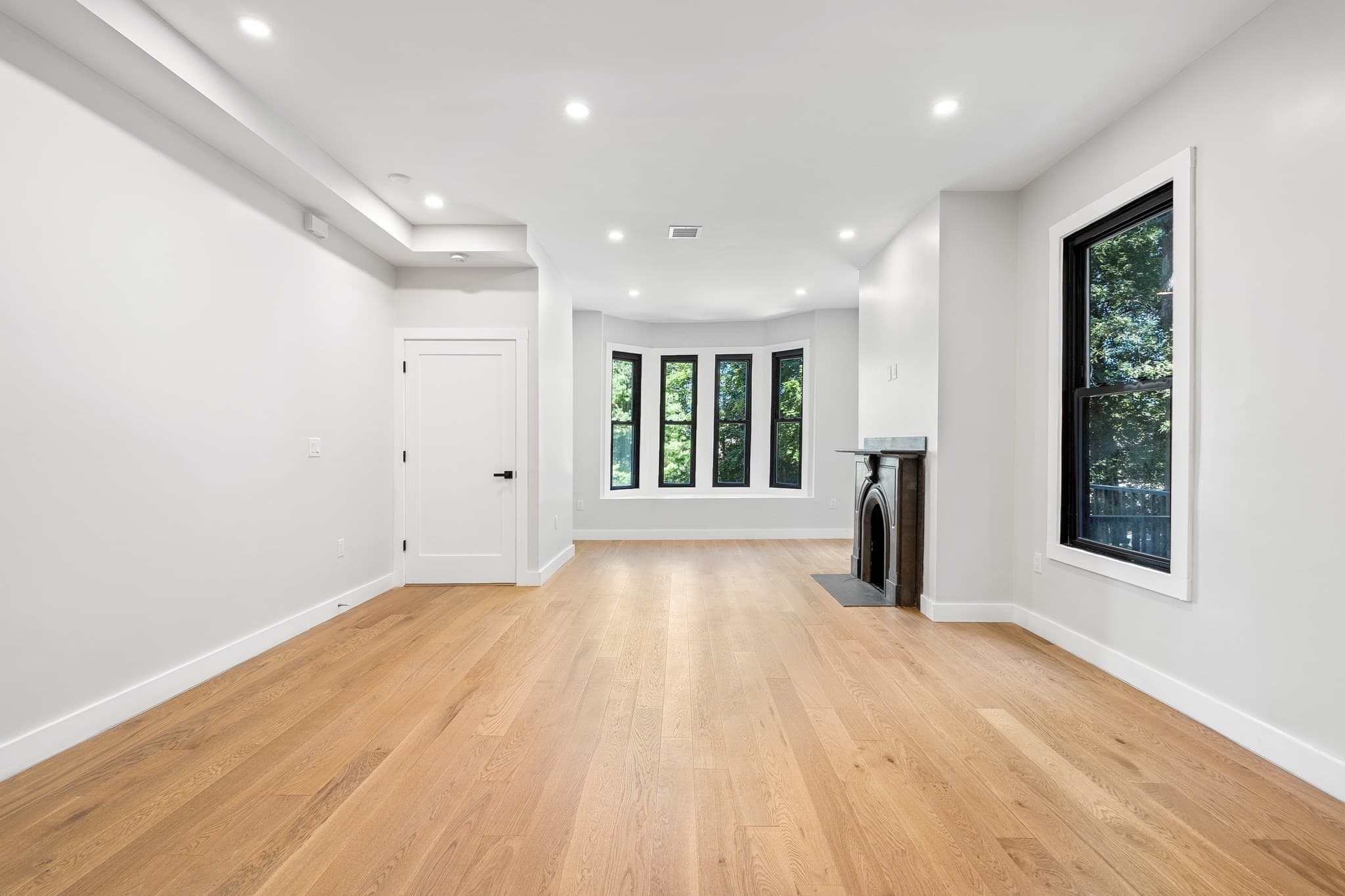 Condominium at 16-18 Yale Terrace # 1, Boston MA 02130, photo 5 of 40