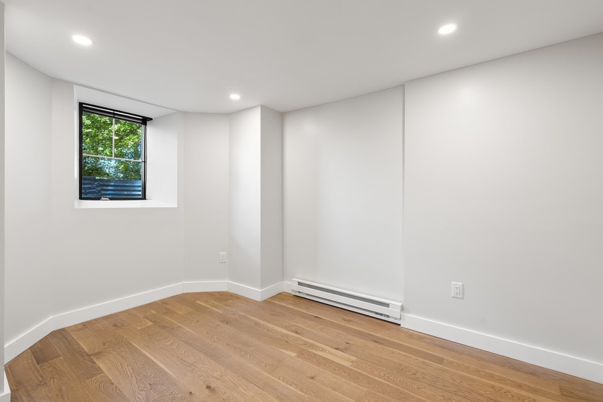Condominium at 16-18 Yale Terrace # 1, Boston MA 02130, photo 19 of 40
