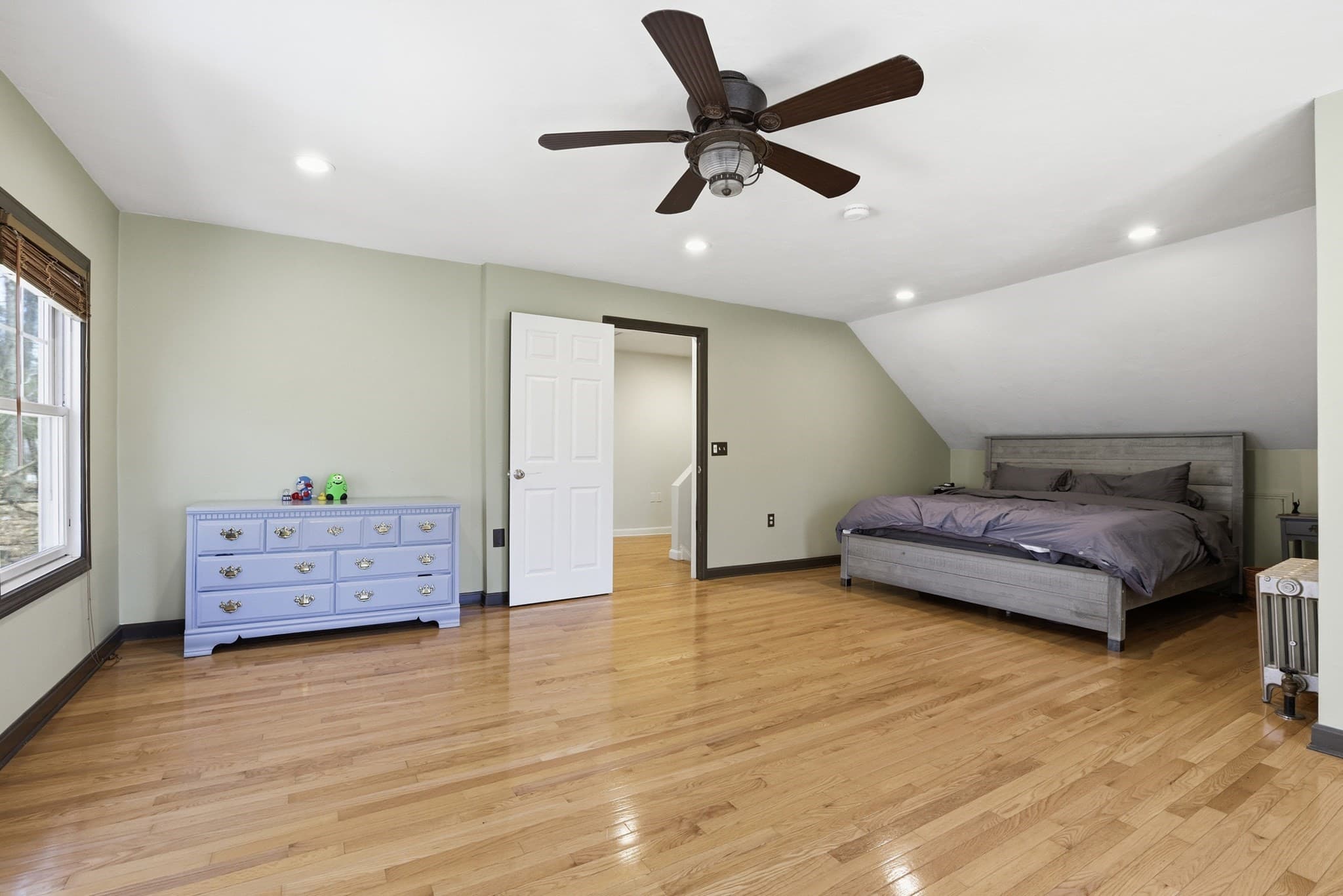 Single Family Residence at 145 Boylston Cir, Shrewsbury MA 01545, Shrewsbury, photo 20 of 29