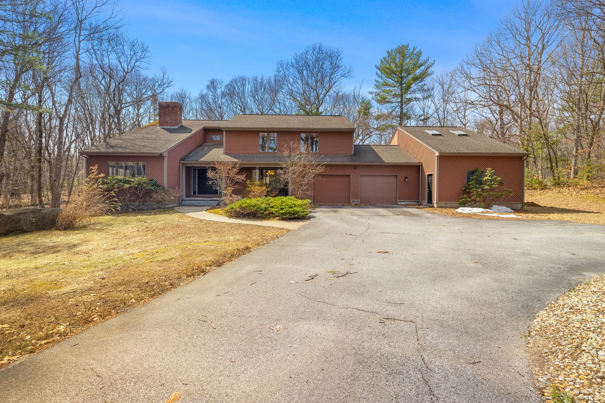 275 Chestnut, Uxbridge MA 01569