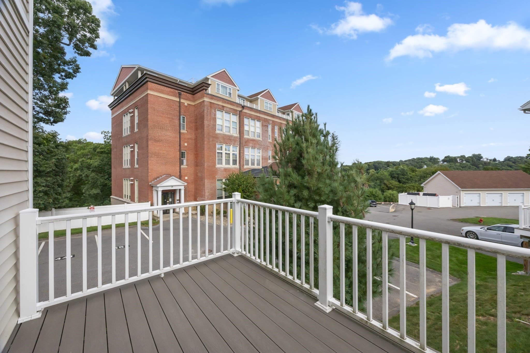 Condominium at 27 Eagle Nest # 27, Clinton MA 01510, Clinton, photo 27 of 36