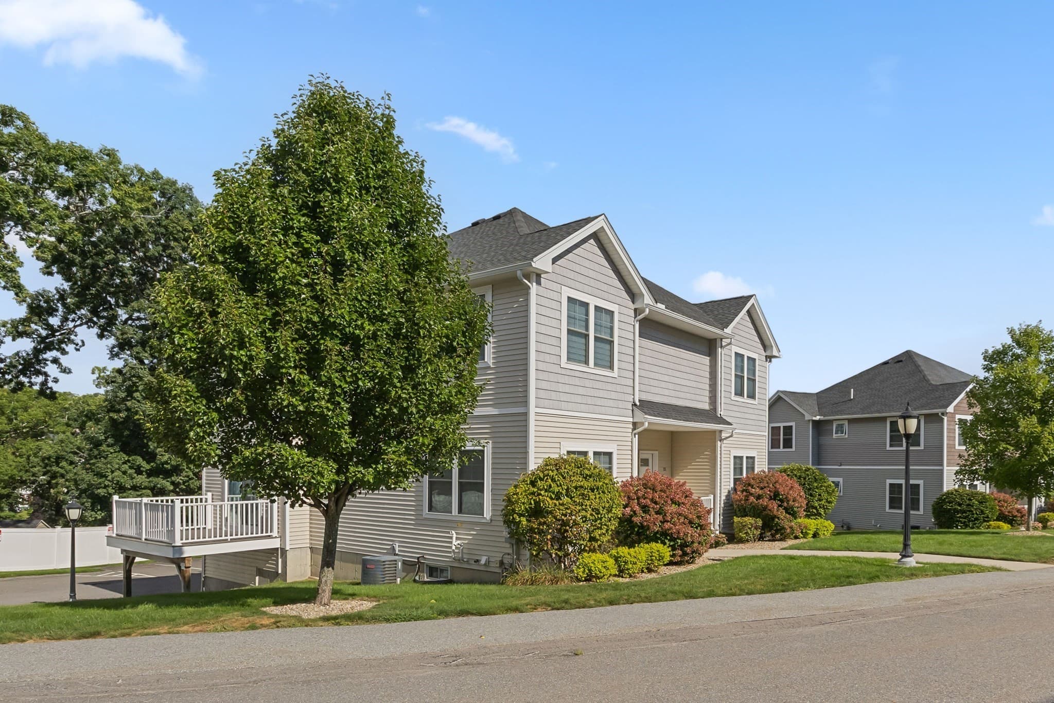 Condominium at 27 Eagle Nest # 27, Clinton MA 01510, Clinton, photo 2 of 36