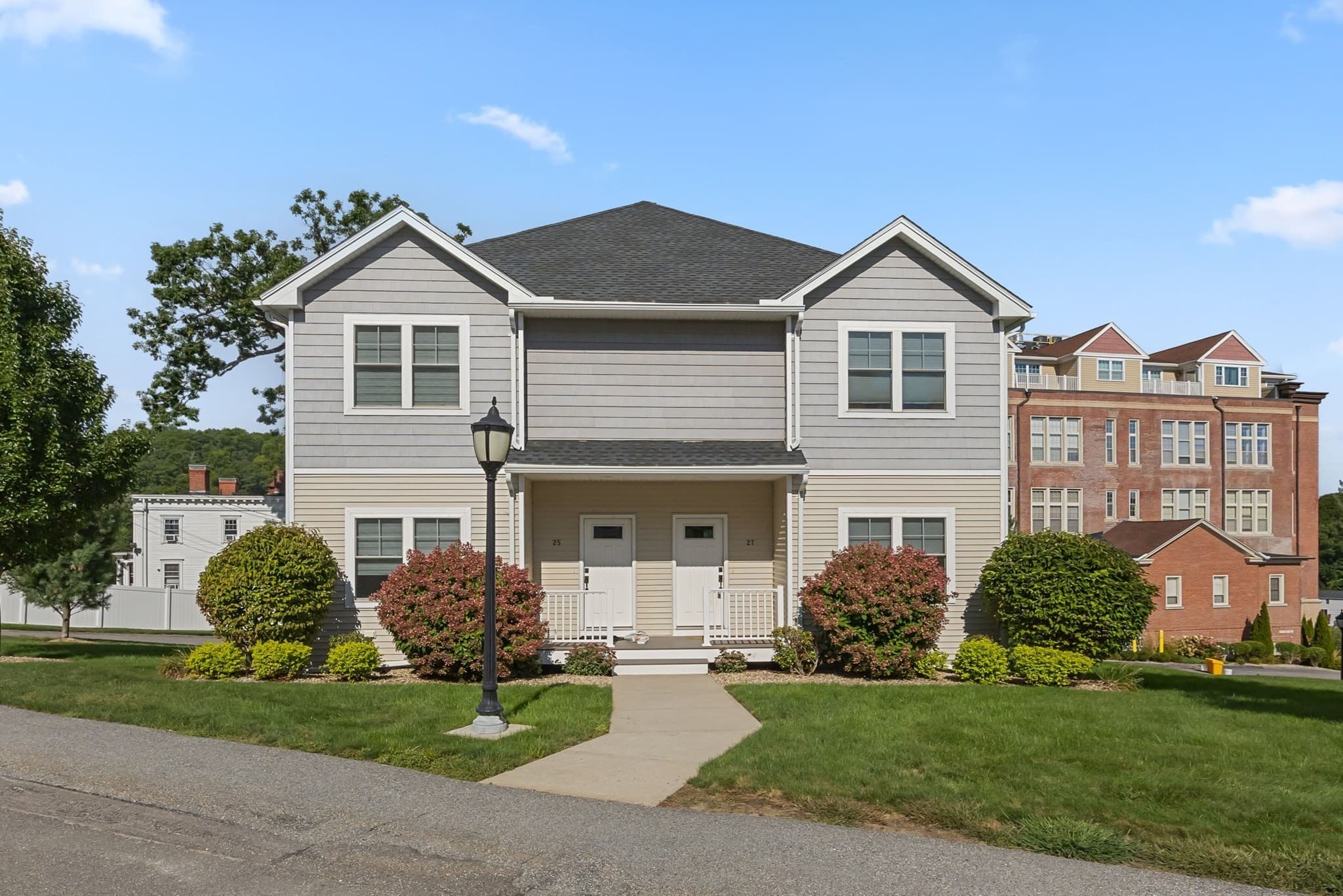 27 Eagle Nest # 27, Clinton MA 01510