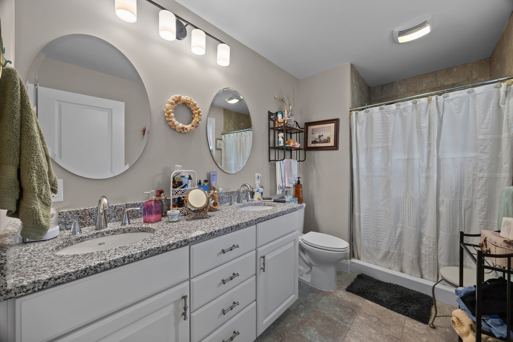 Condominium at 27 Eagle Nest # 27, Clinton MA 01510, Clinton, photo 20 of 36