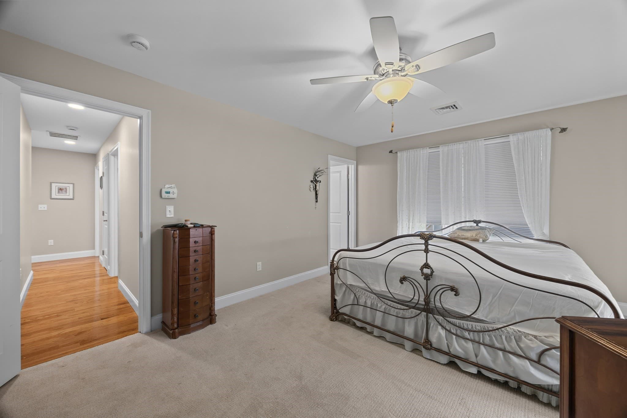 Condominium at 27 Eagle Nest # 27, Clinton MA 01510, Clinton, photo 19 of 36