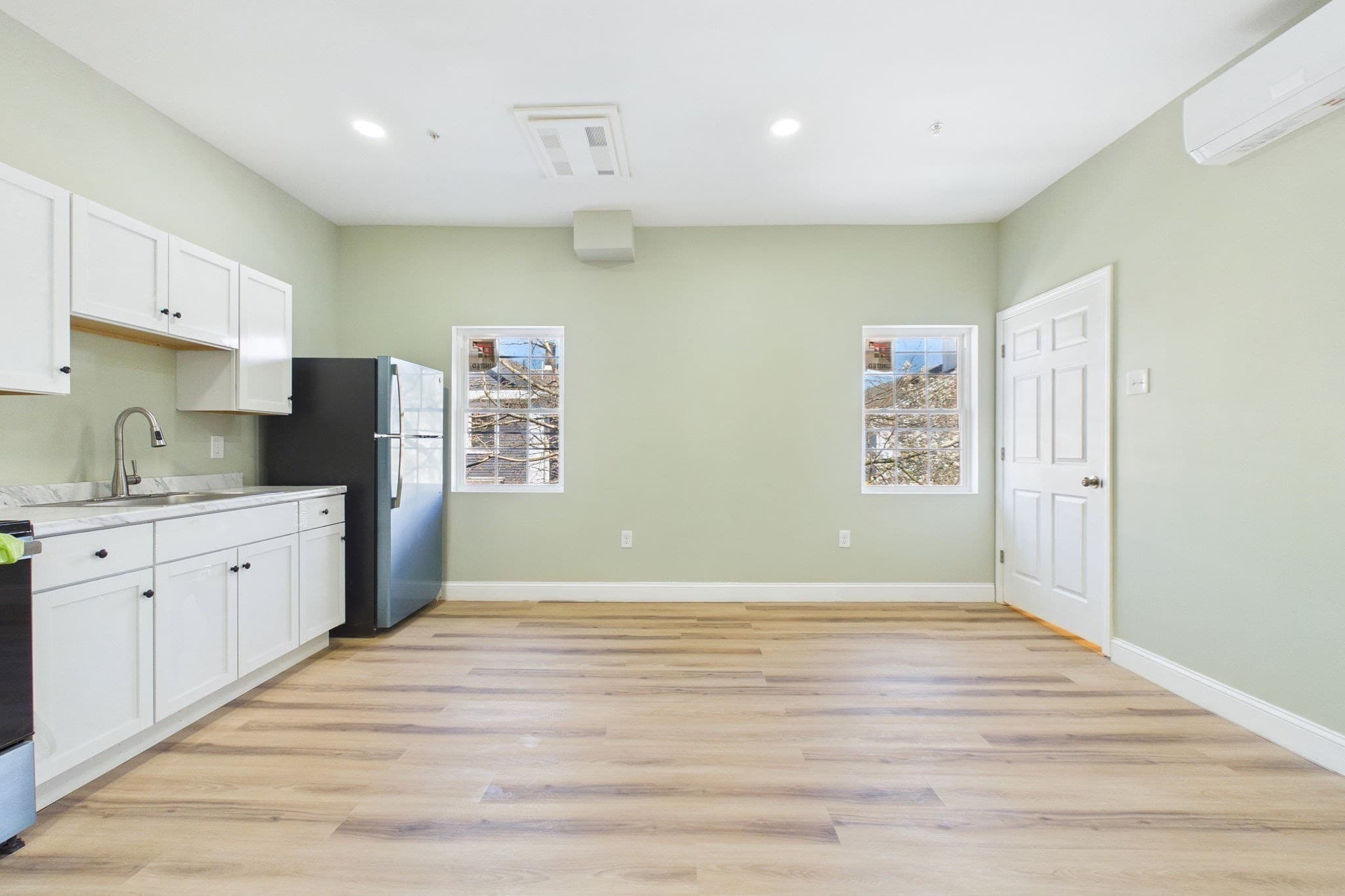 5-9 Family at 110 Eighth Street, New Bedford MA 02740, New Bedford, photo 27 of 40