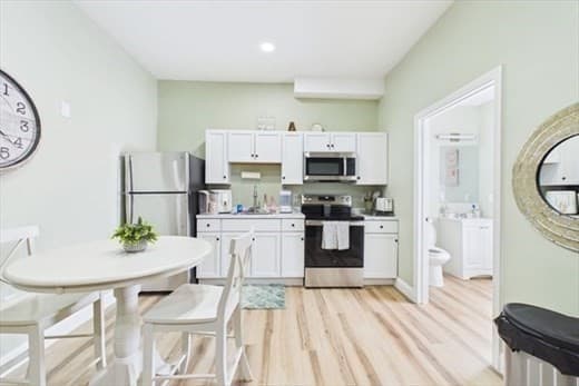 5-9 Family at 110 Eighth Street, New Bedford MA 02740, New Bedford, photo 9 of 40