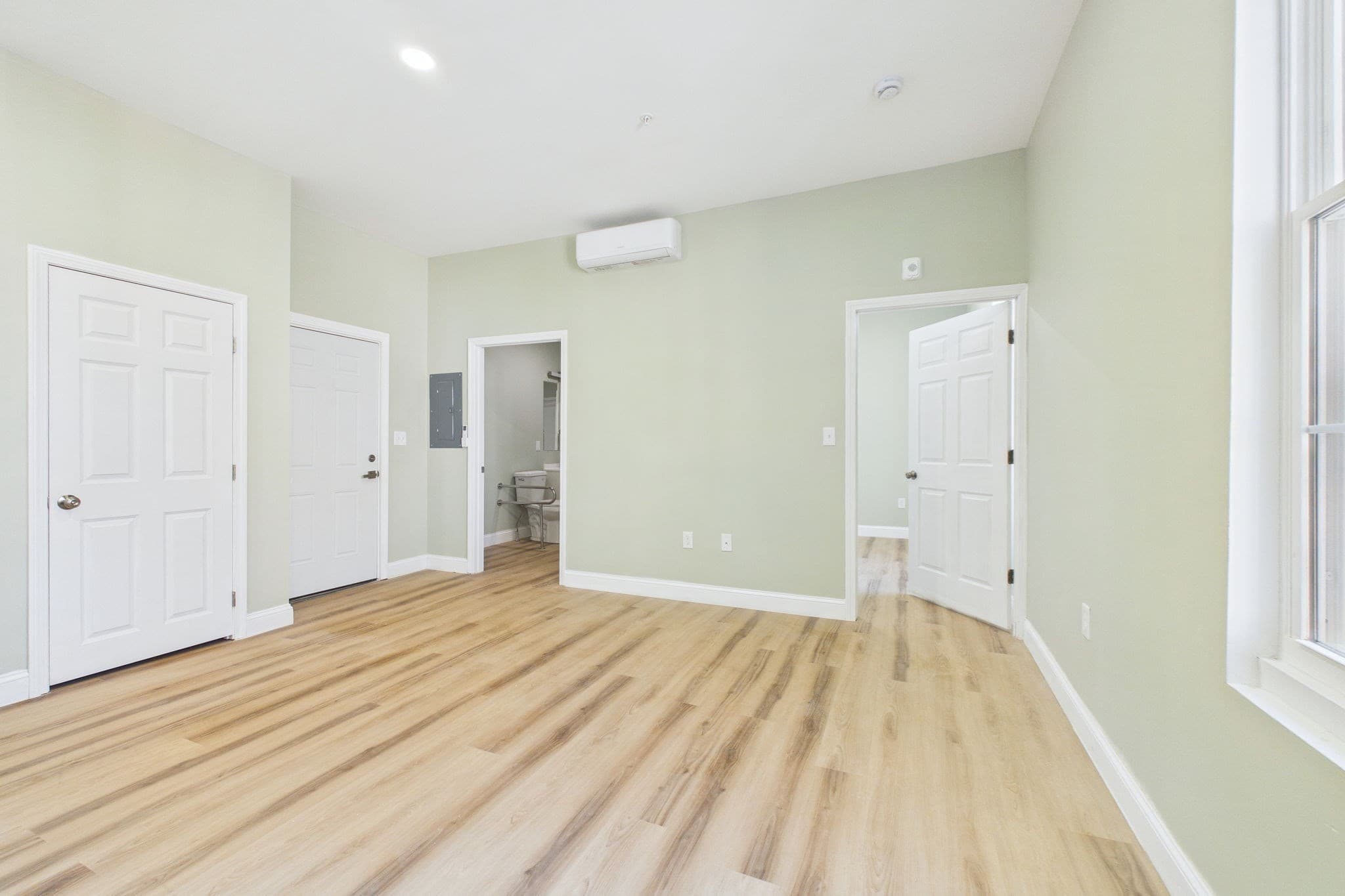 5-9 Family at 110 Eighth Street, New Bedford MA 02740, New Bedford, photo 19 of 40