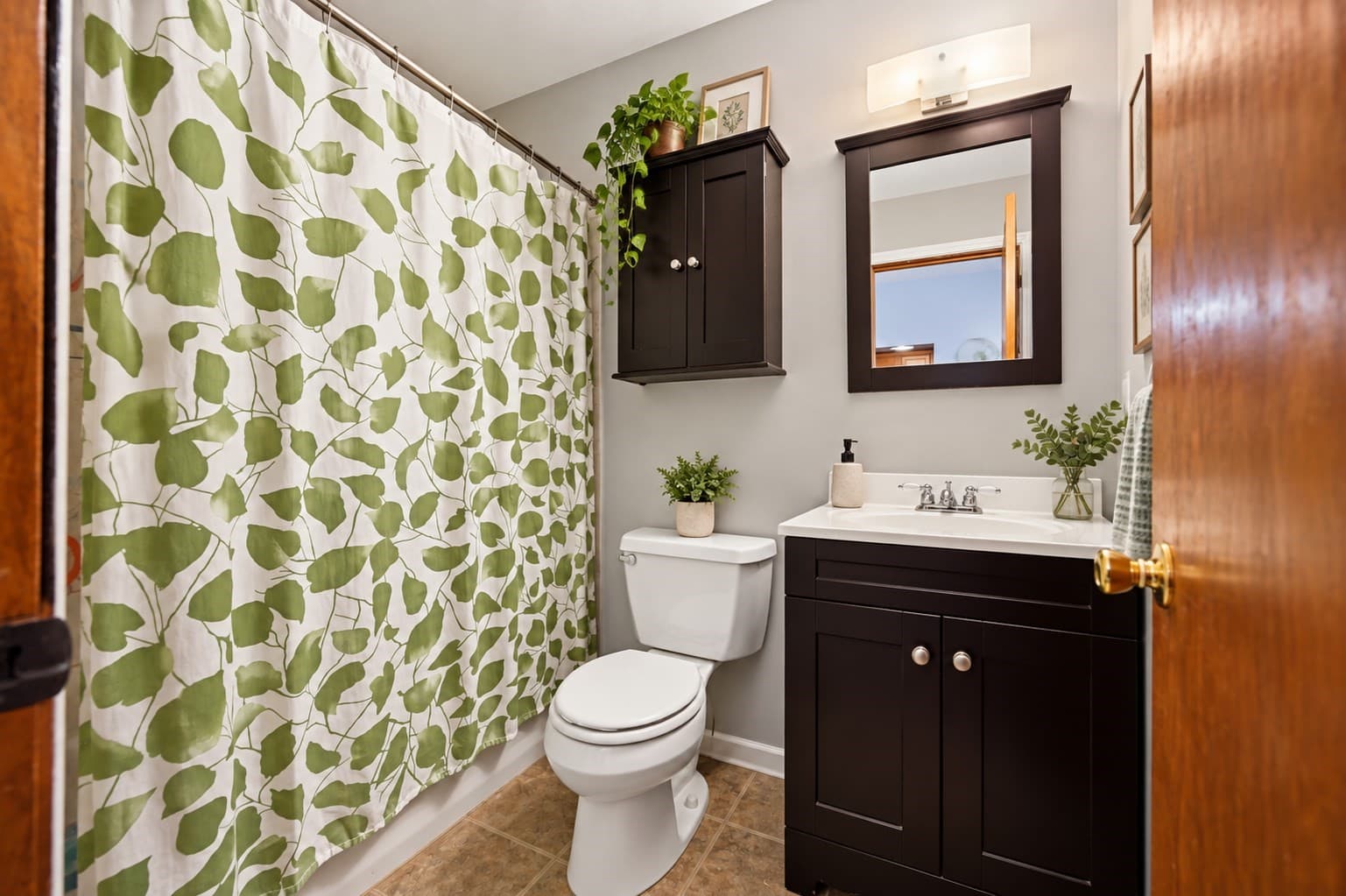 Condominium at 157 Winnisimmet St # 1D, Chelsea MA 02150, Chelsea, photo 7 of 7