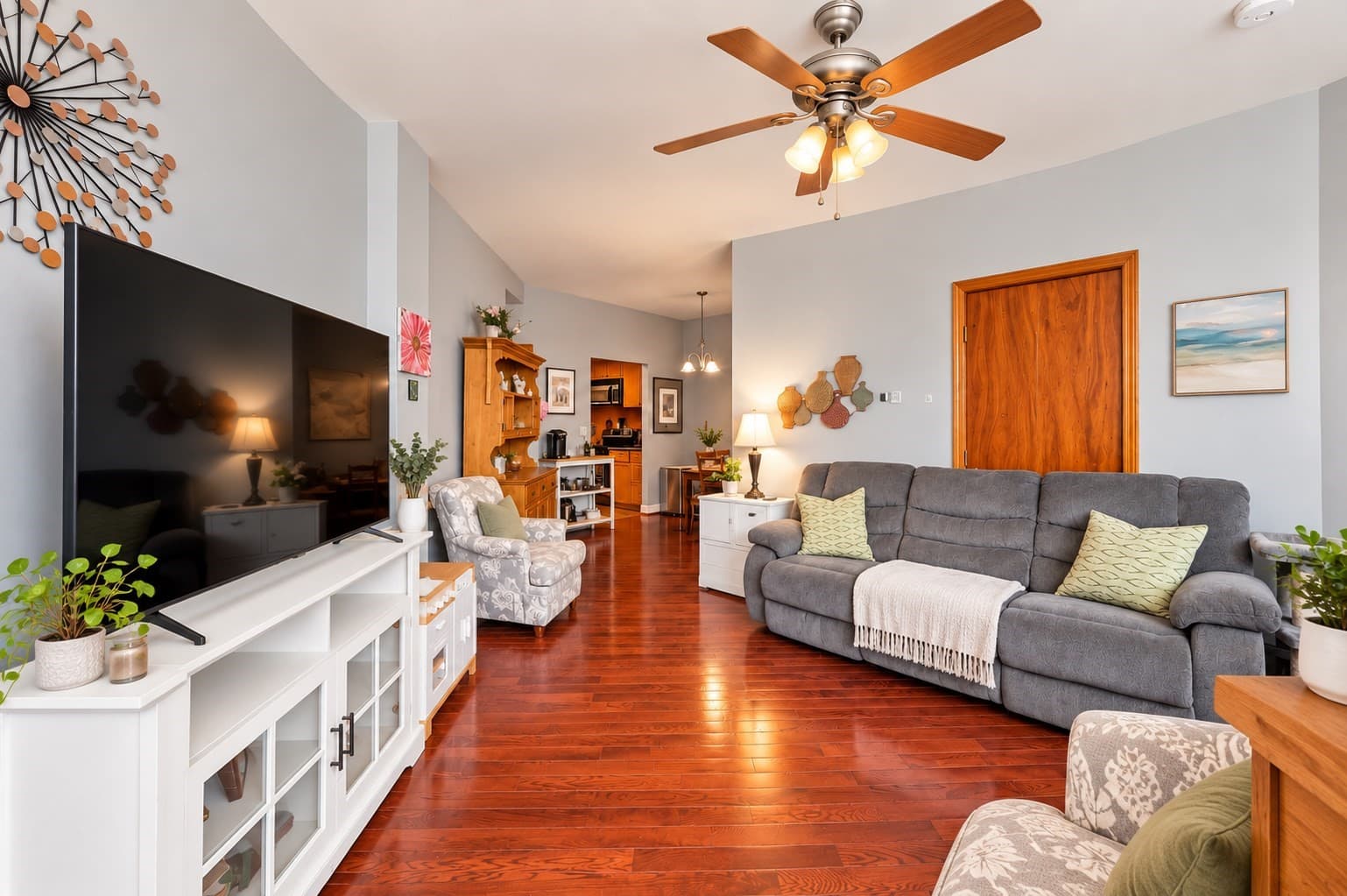 Condominium at 157 Winnisimmet St # 1D, Chelsea MA 02150, Chelsea, photo 3 of 7