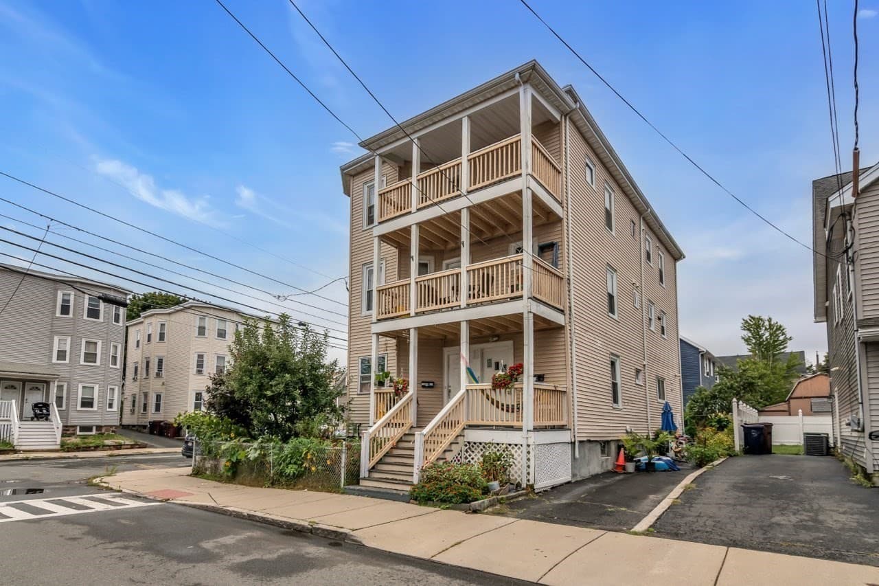 Condominium at 51-53 Rock Valley Avenue # 2, Everett MA 02149, Everett, photo 2 of 19