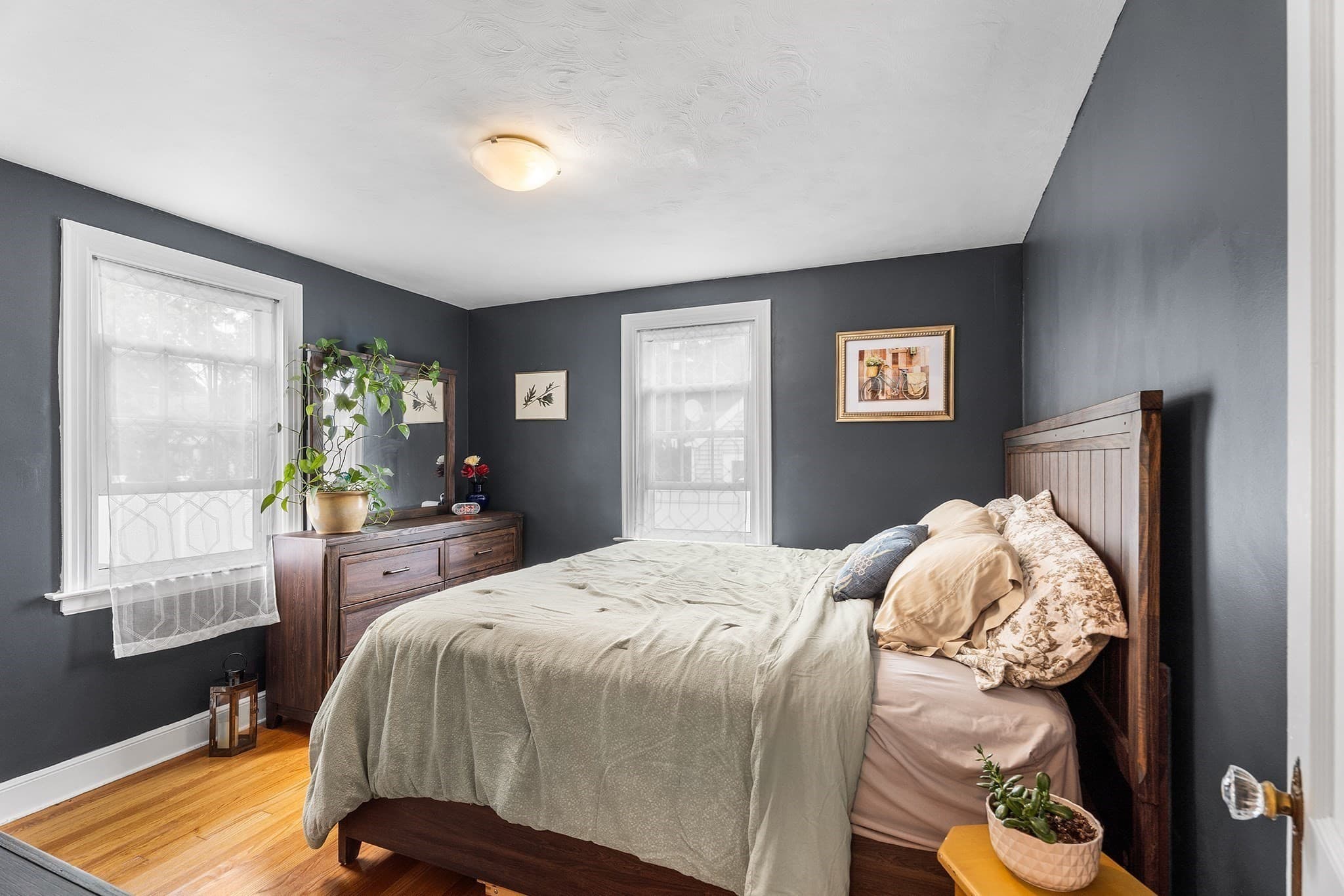Single Family Residence at 403 June St, Worcester MA 01602, Worcester, photo 17 of 33