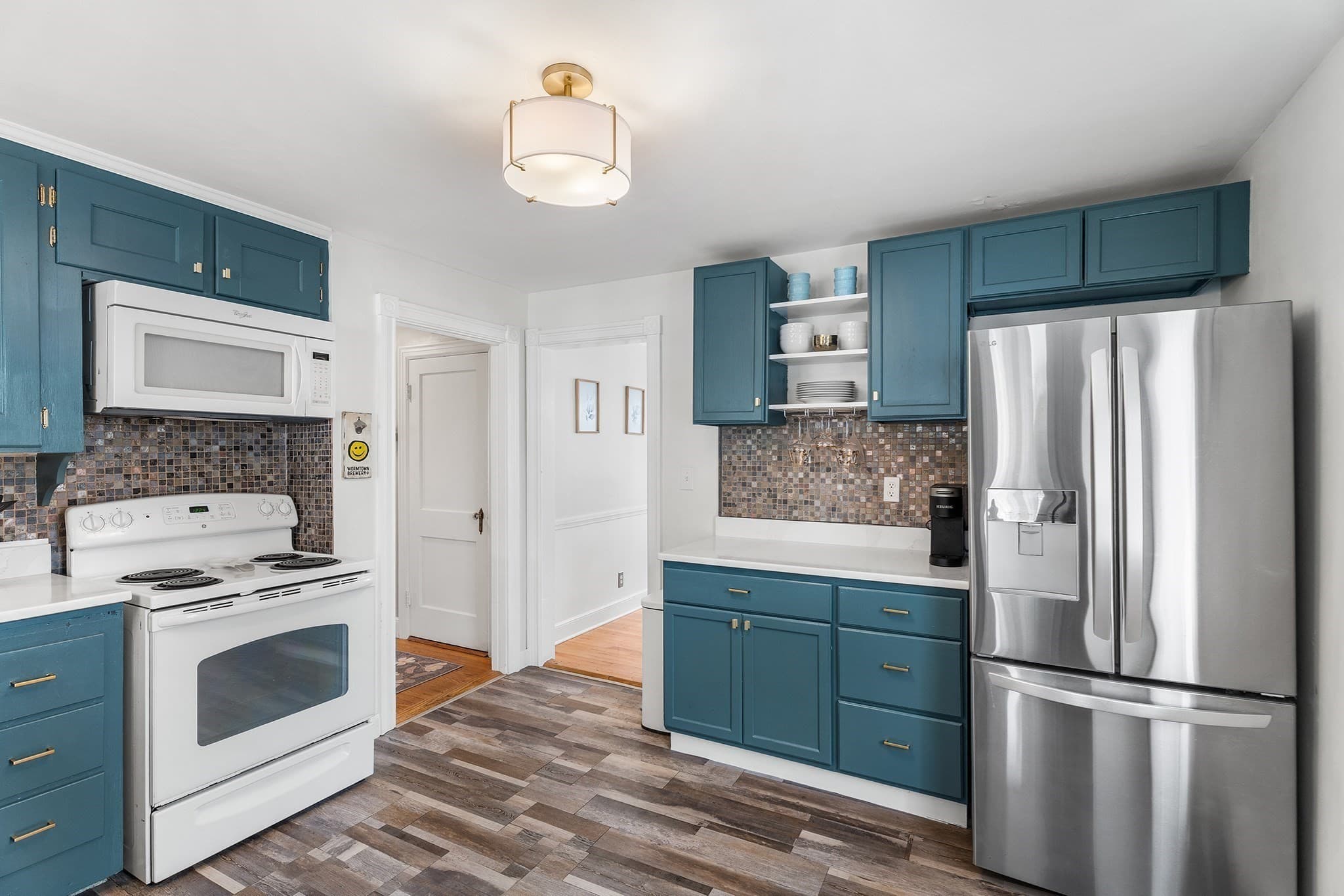 Single Family Residence at 403 June St, Worcester MA 01602, Worcester, photo 11 of 33