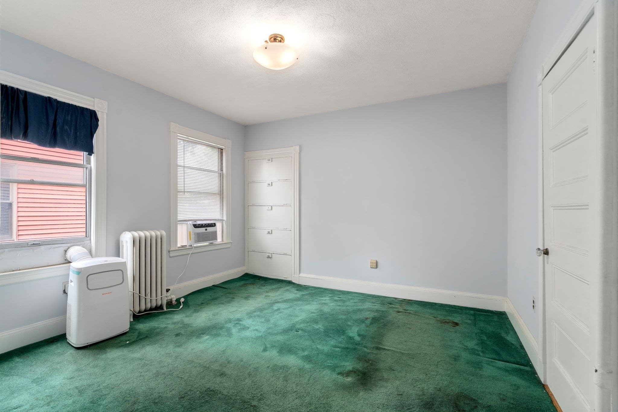 2 Family - 2 Units Up/Down at 249 Crafts St, Newton MA 02460, Newton, photo 13 of 38