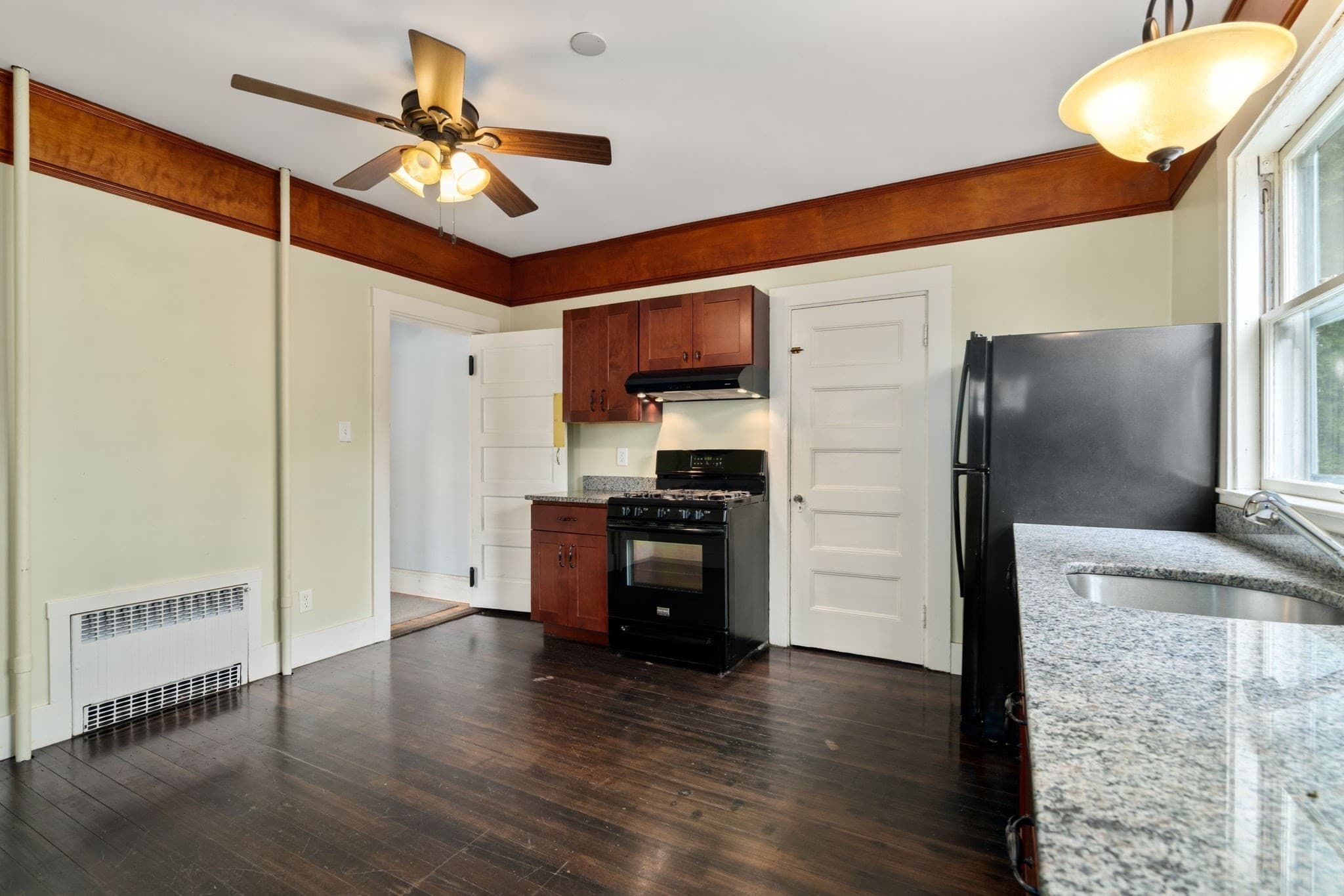 2 Family - 2 Units Up/Down at 249 Crafts St, Newton MA 02460, Newton, photo 12 of 38