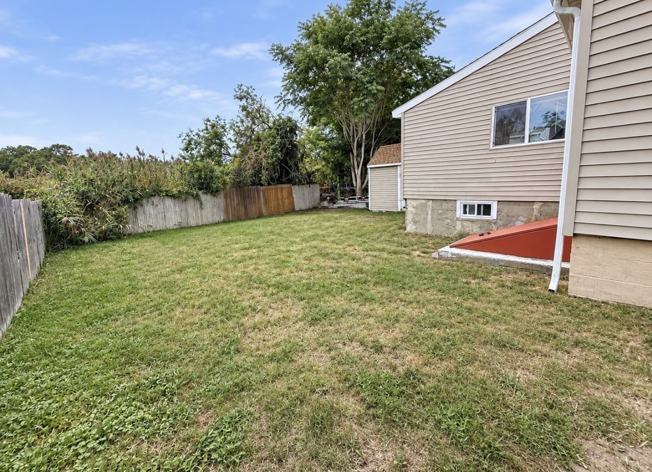 Single Family Residence at 298 Onset Ave, Wareham MA 02558, Wareham, photo 2 of 16