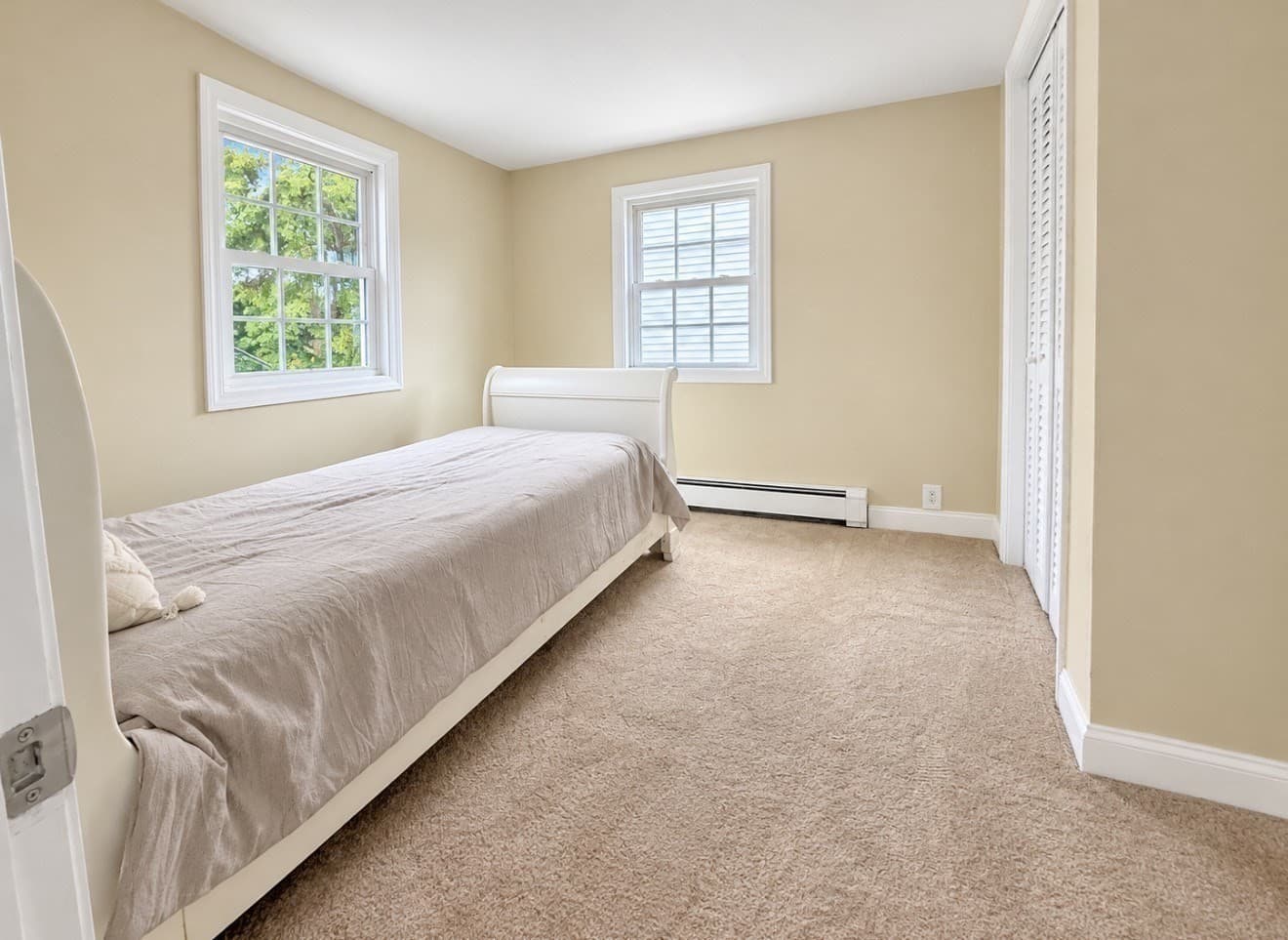 Single Family Residence at 298 Onset Ave, Wareham MA 02558, Wareham, photo 11 of 16