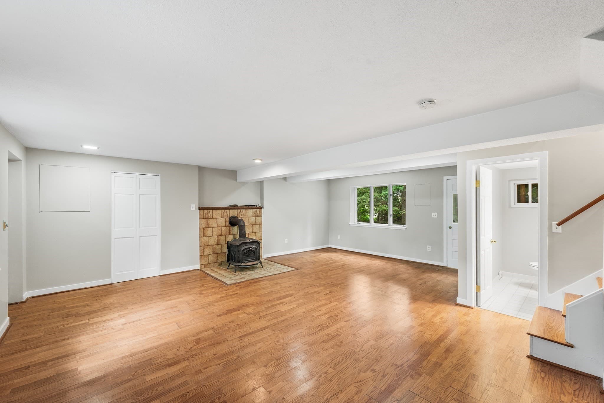 Single Family Residence at 23 Poplar St, Sudbury MA 01776, Sudbury, photo 23 of 32