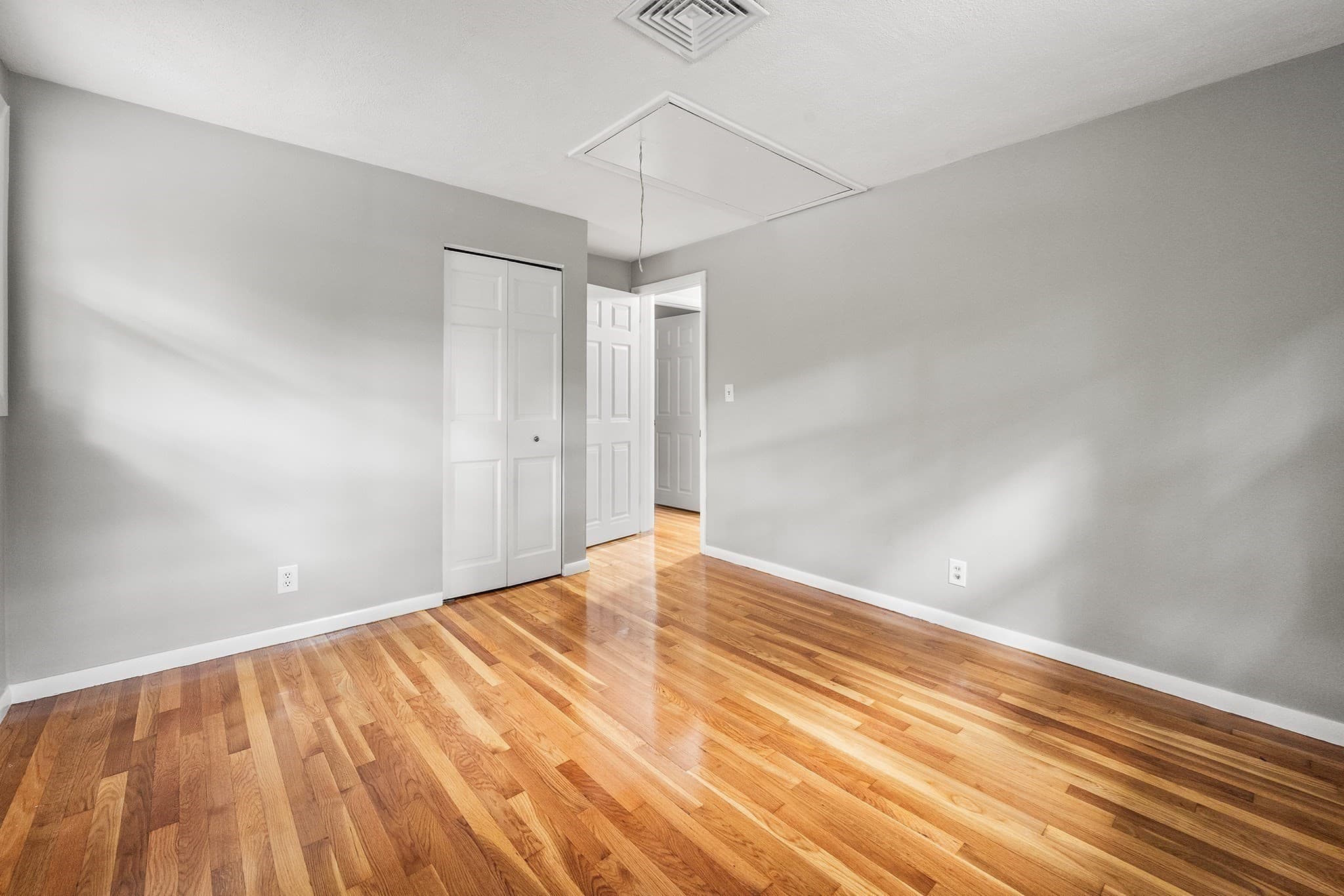 Single Family Residence at 23 Poplar St, Sudbury MA 01776, Sudbury, photo 16 of 32