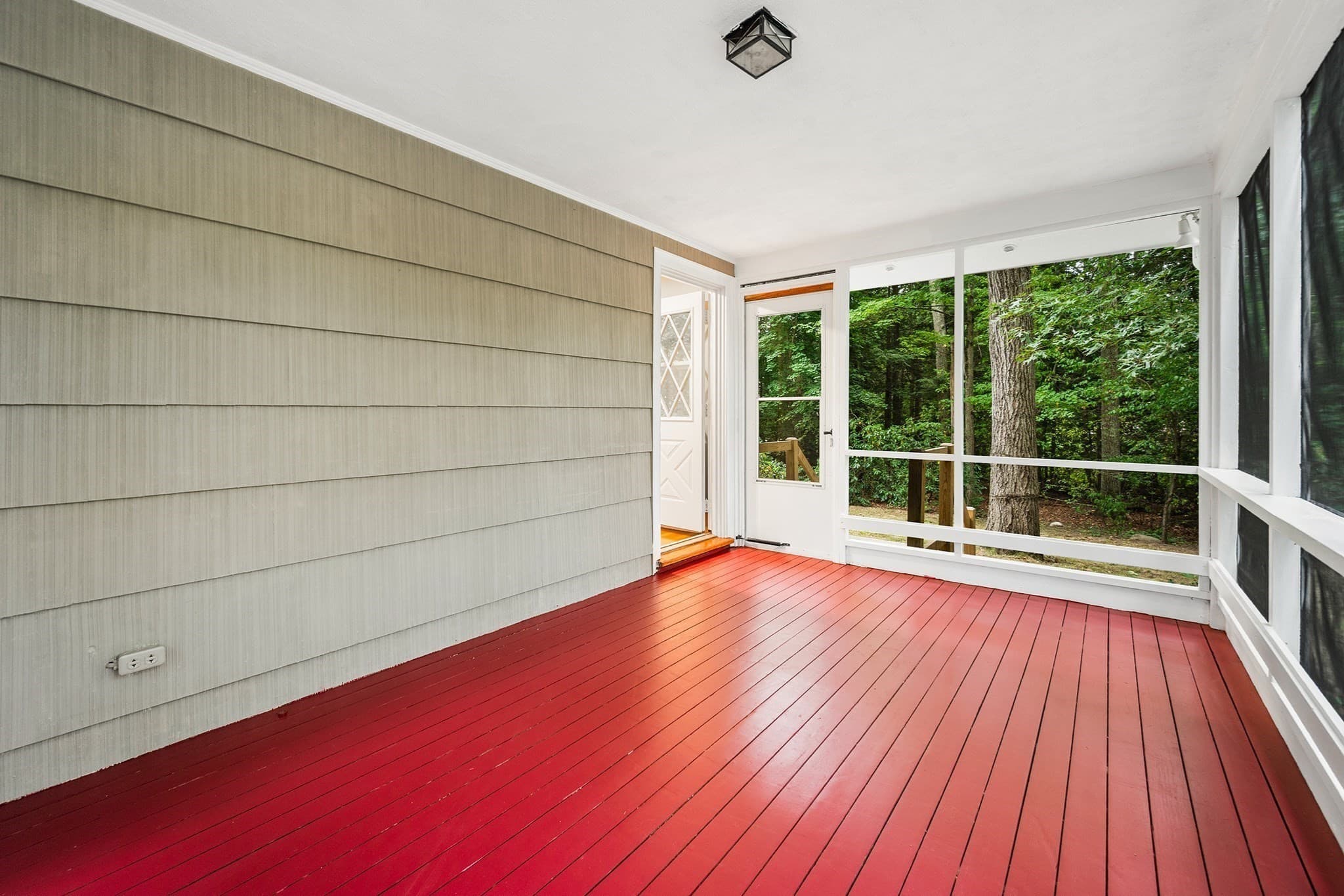 Single Family Residence at 23 Poplar St, Sudbury MA 01776, Sudbury, photo 12 of 32