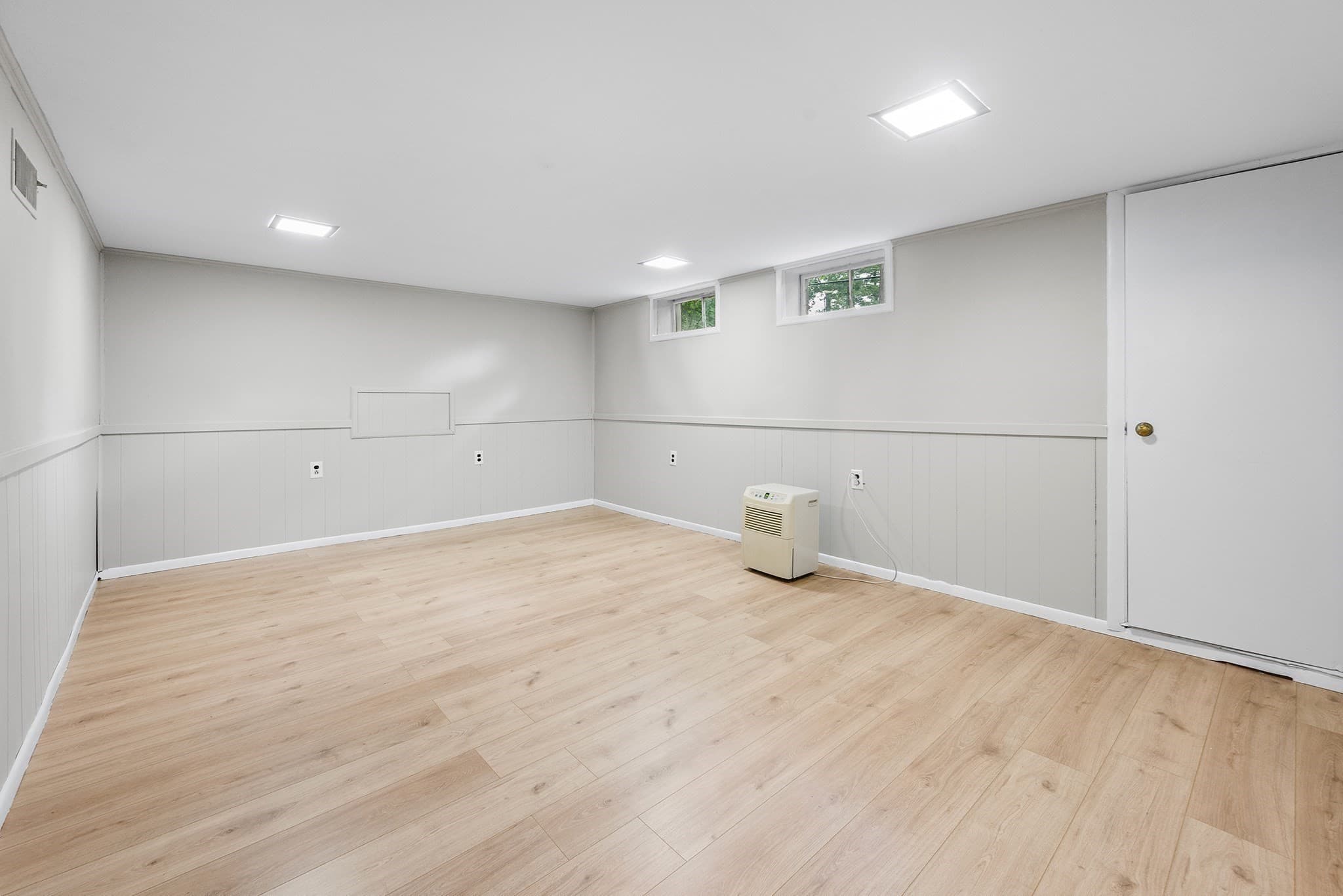 Single Family Residence at 23 Poplar St, Sudbury MA 01776, Sudbury, photo 25 of 32