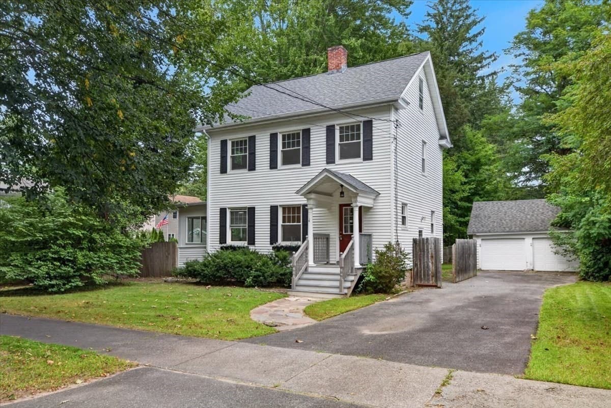 2306 Wilbraham Rd, Springfield MA 01129