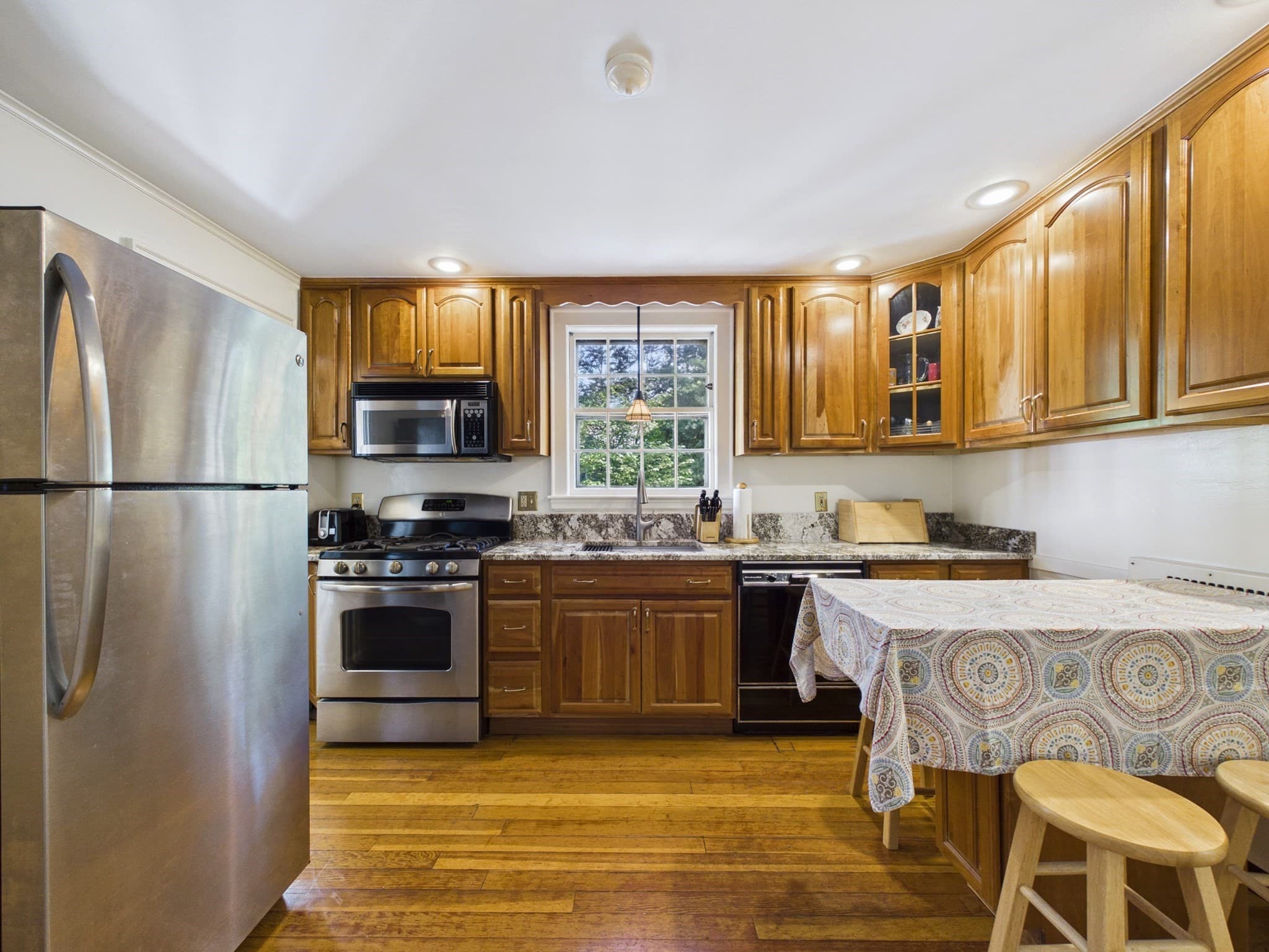 Single Family Residence at 390 Marsh St, Belmont MA 02478, Belmont, photo 14 of 42