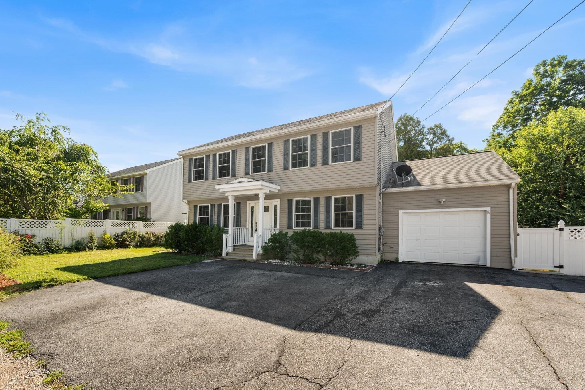 Single Family Residence at 388 Varnum Ave, Lowell MA 01854, Lowell, photo 2 of 35