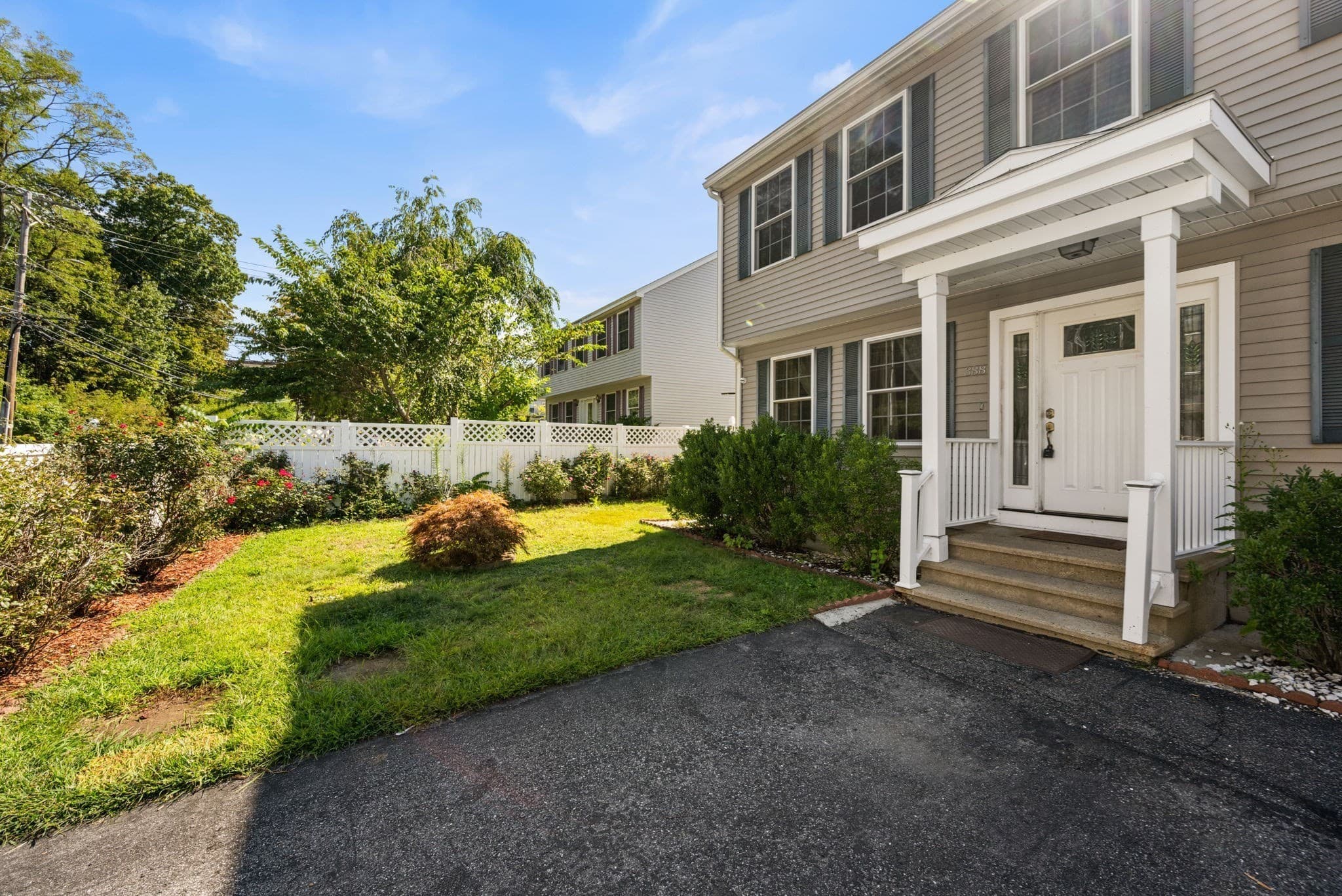 Single Family Residence at 388 Varnum Ave, Lowell MA 01854, Lowell, photo 3 of 35