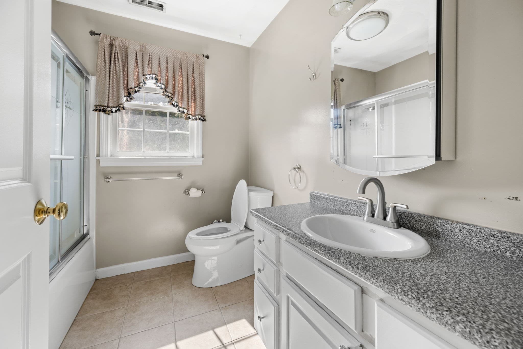Single Family Residence at 388 Varnum Ave, Lowell MA 01854, Lowell, photo 24 of 35