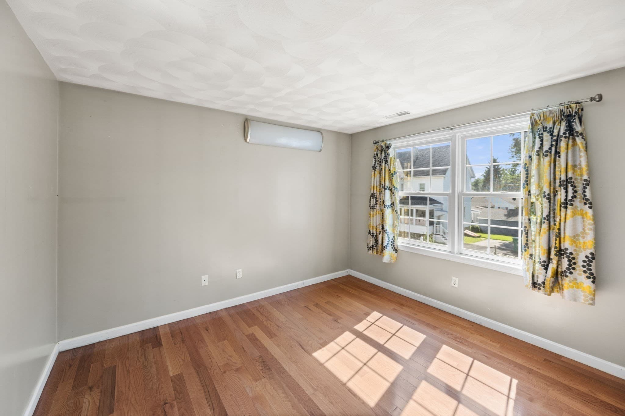 Single Family Residence at 388 Varnum Ave, Lowell MA 01854, Lowell, photo 21 of 35